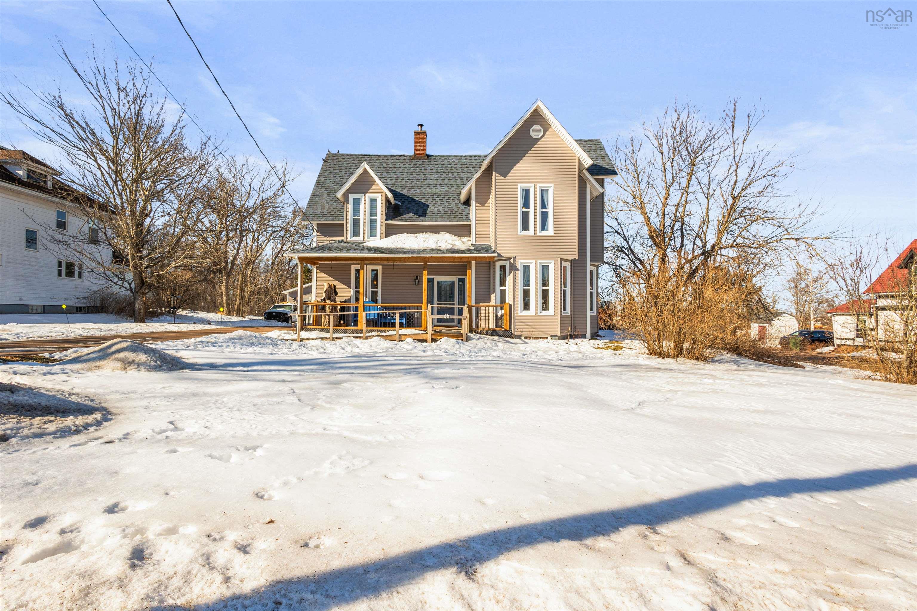 $365,000.00: 9 McDougall Street, Springhill