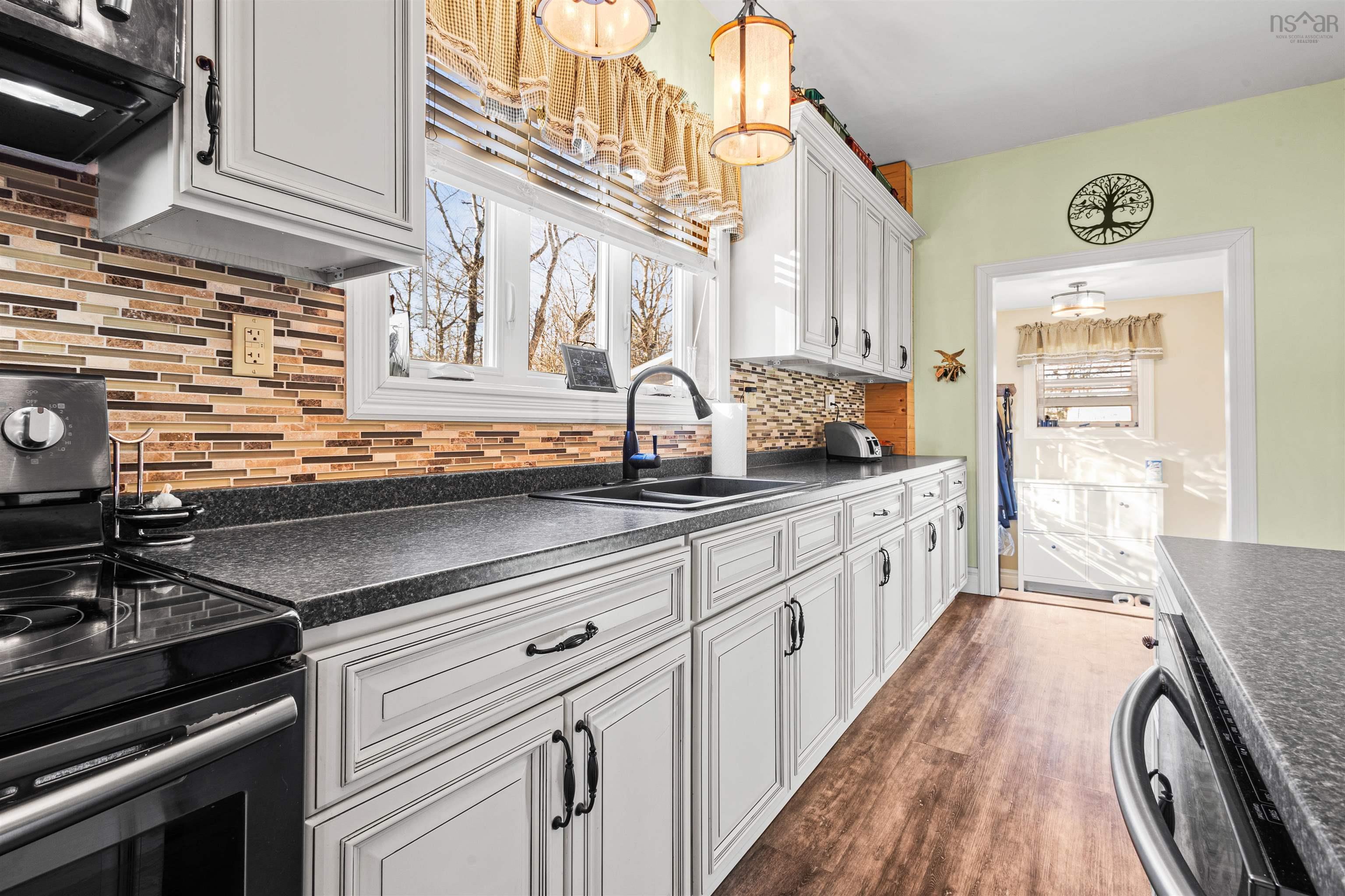 $365,000.00: 9 McDougall Street, Springhill
