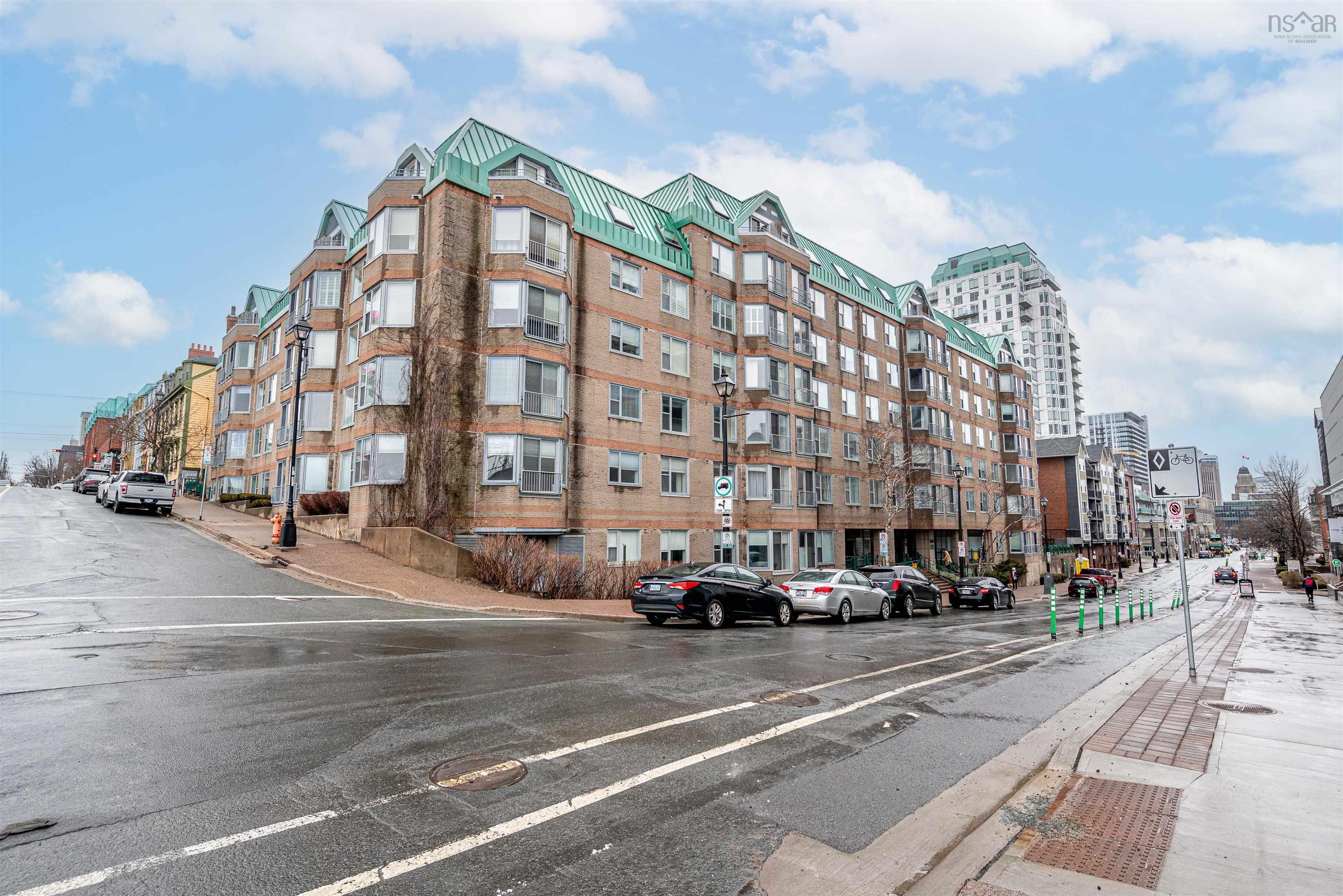 $449,900.00: 603 1326 Lower Water Street, Halifax