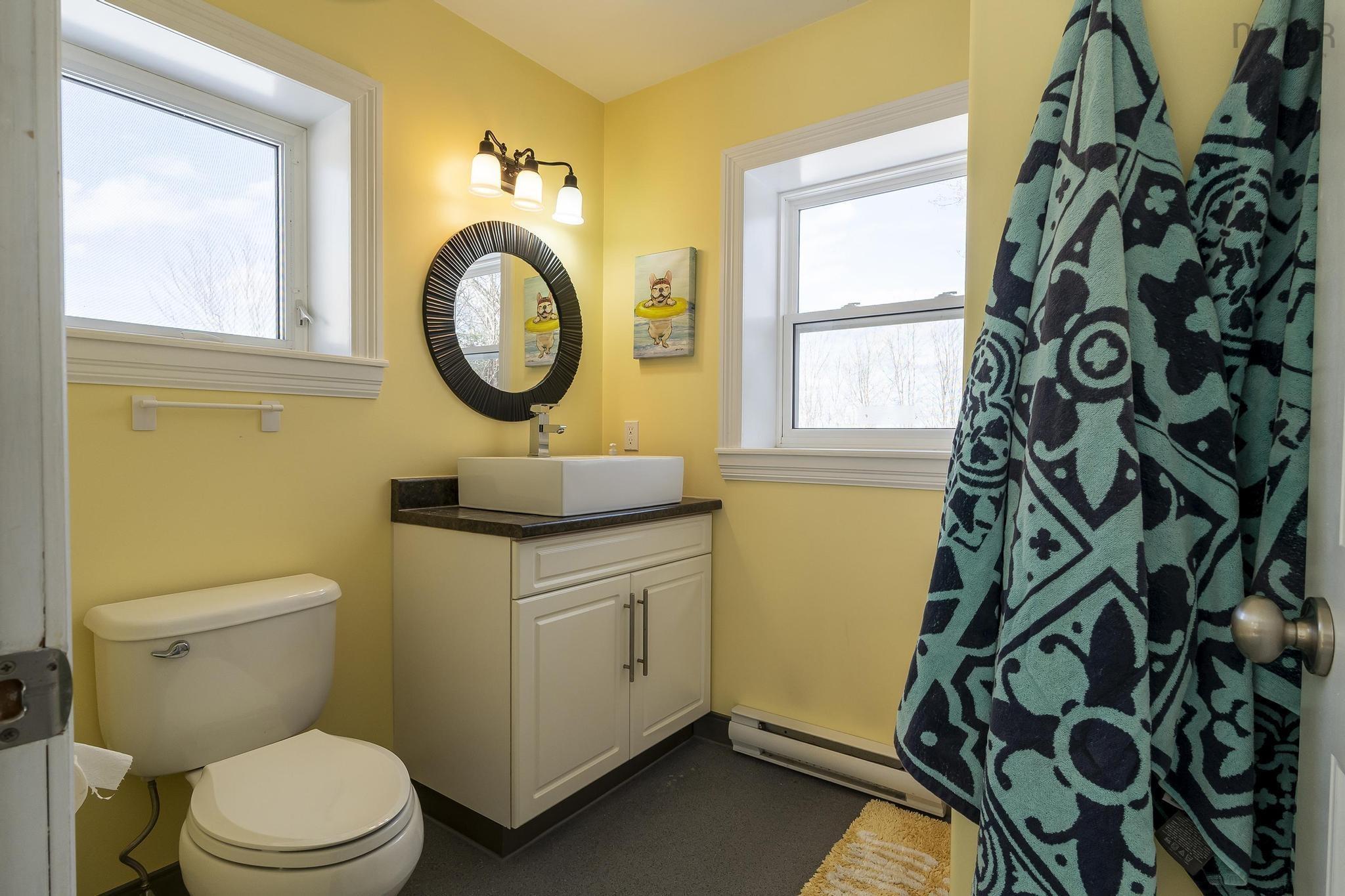 $995,000.00: 82 Henry Avenue, Fall River