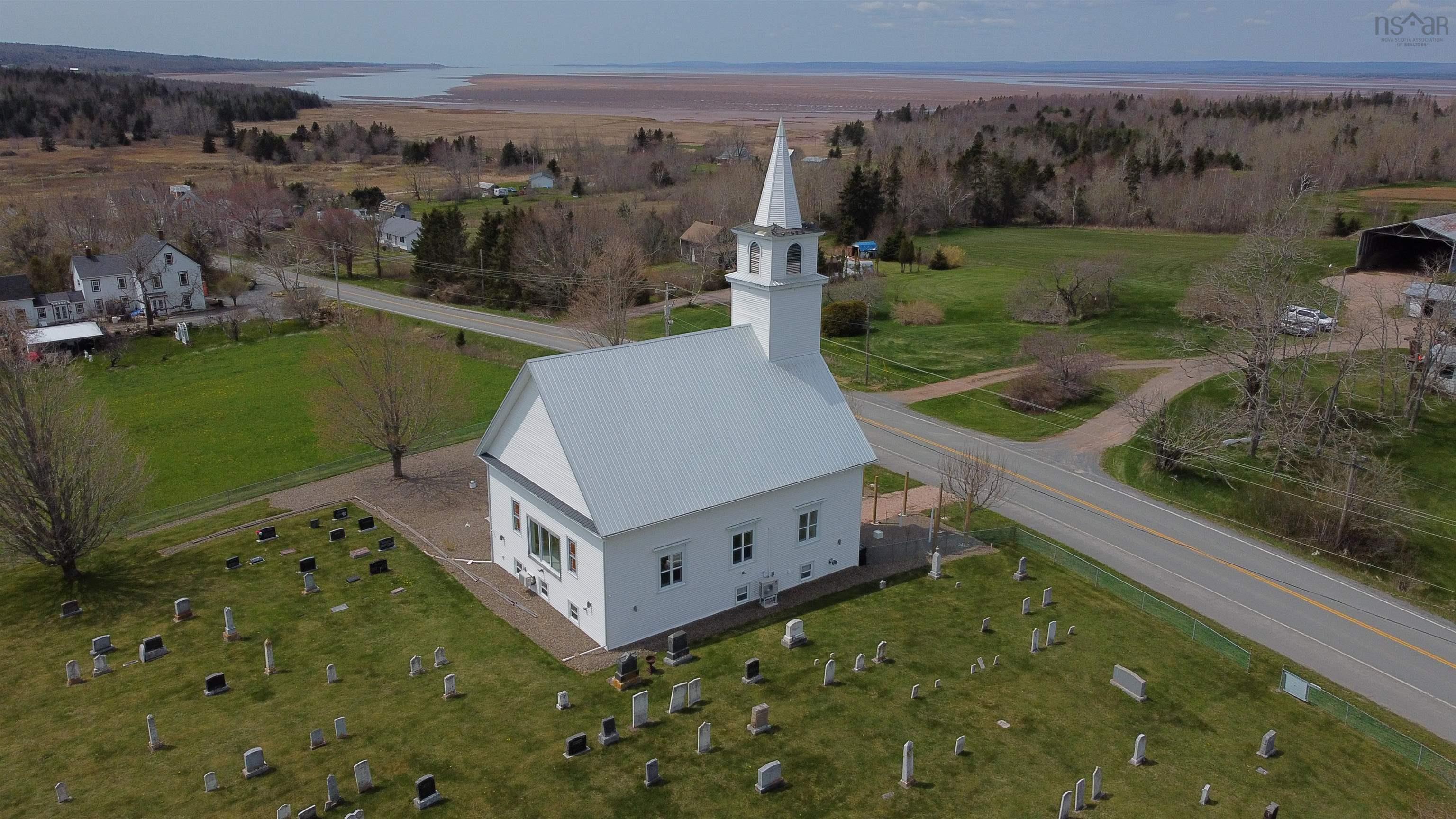 $475,000.00: 8096 Highway 215 Highway, Selma