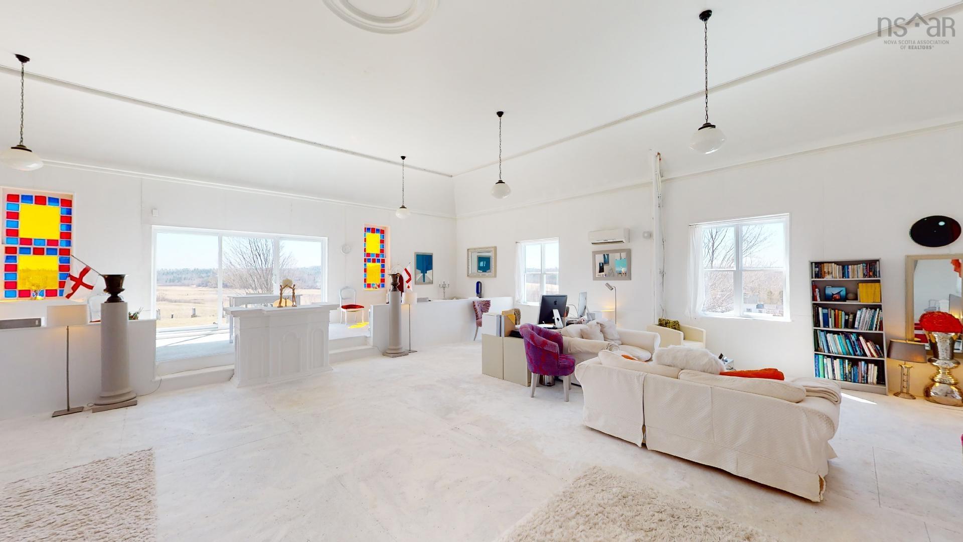 $475,000.00: 8096 Highway 215 Highway, Selma