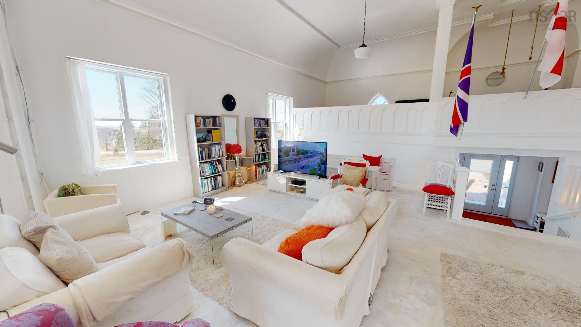 $475,000.00: 8096 Highway 215 Highway, Selma