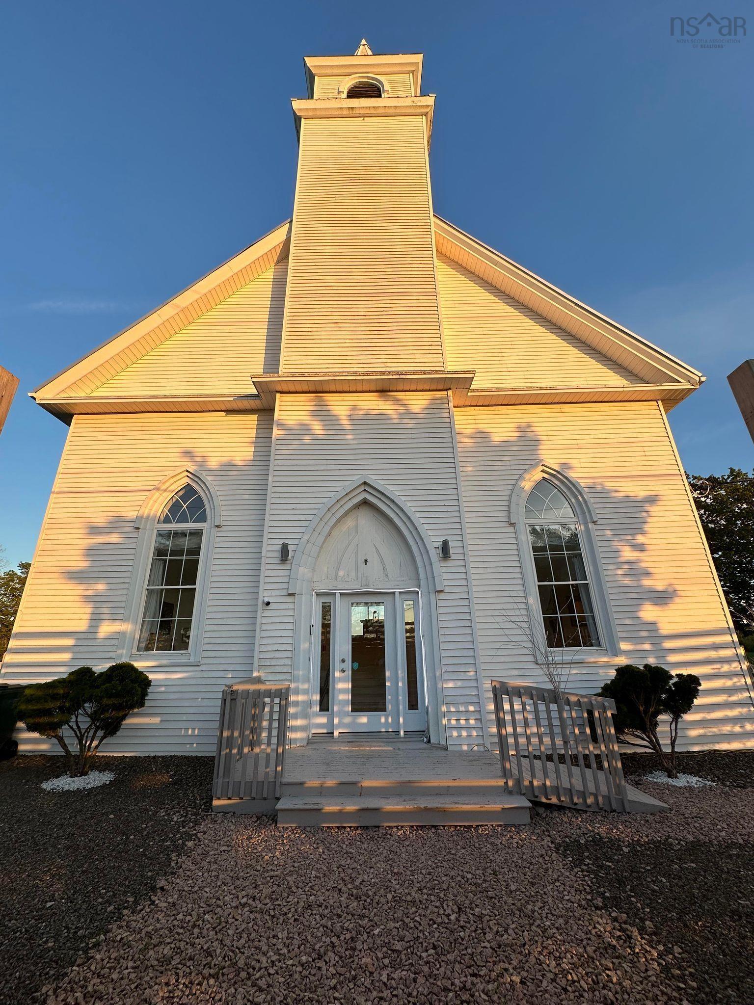 $475,000.00: 8096 Highway 215 Highway, Selma