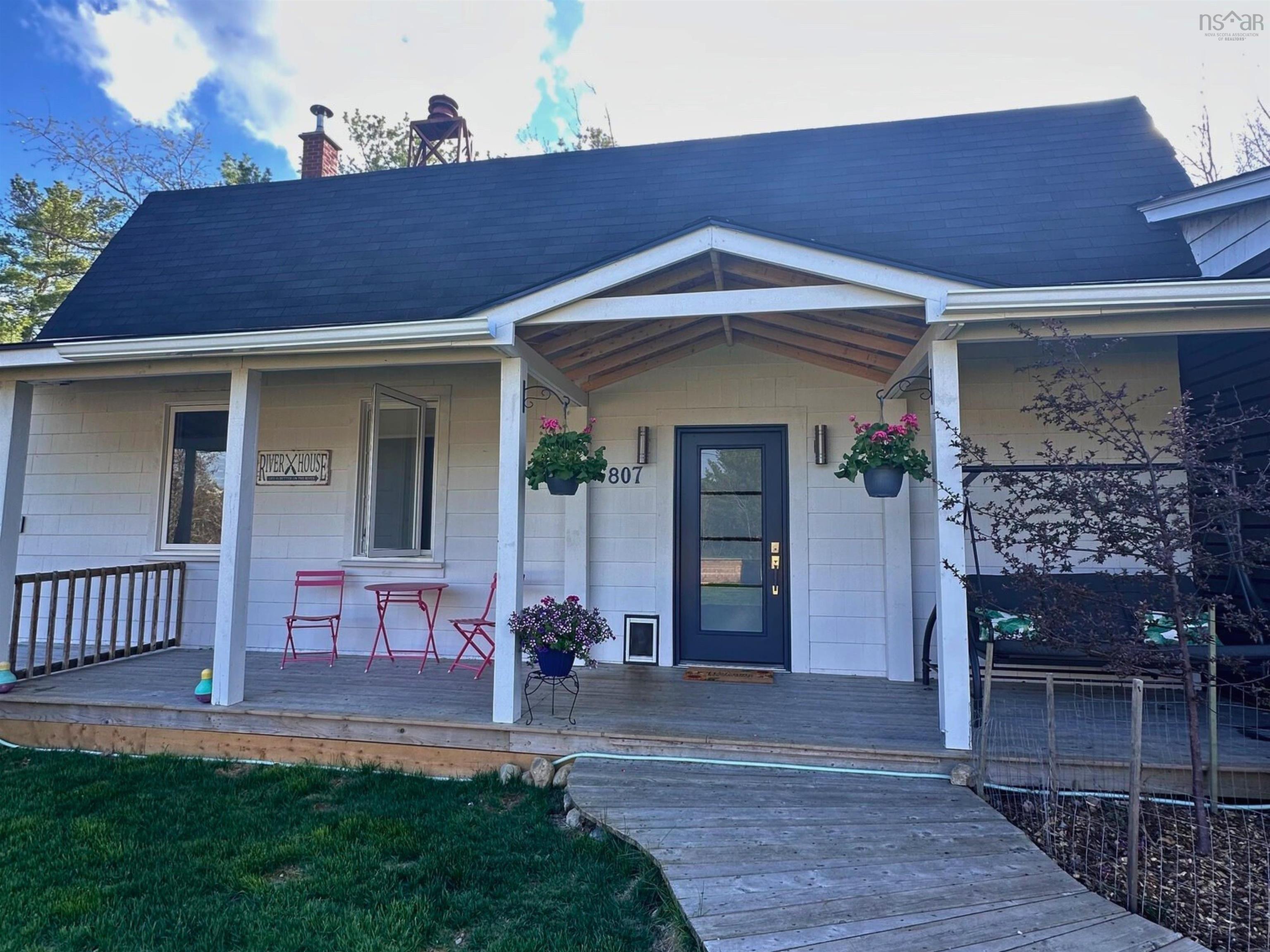 $399,999.00: 807 Medway River Road, Charleston