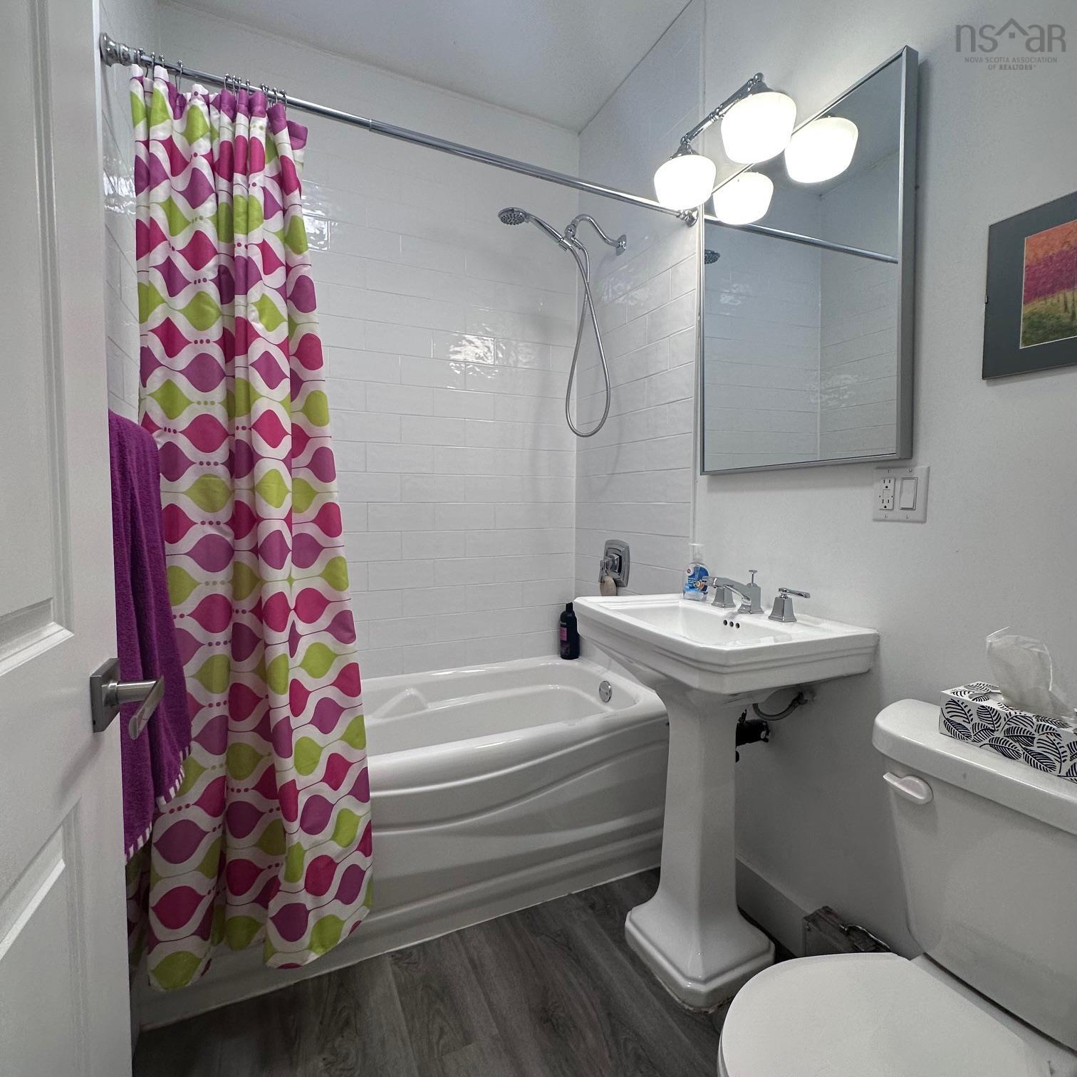 $399,999.00: 807 Medway River Road, Charleston