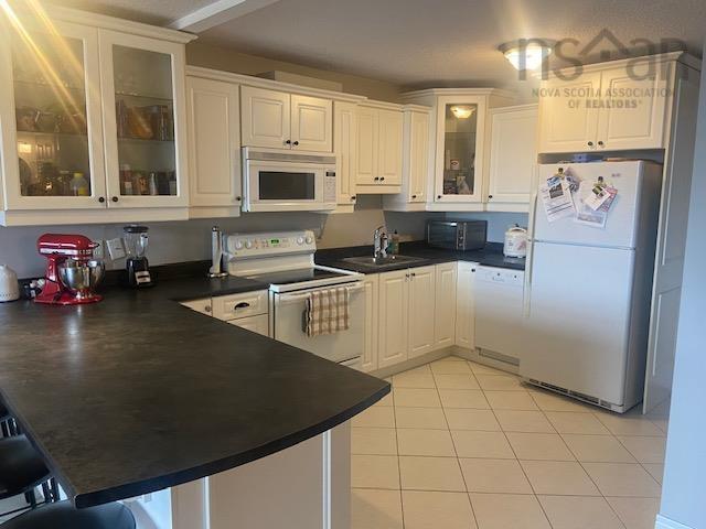 $315,000.00: 1008 6369 Coburg Road, Halifax