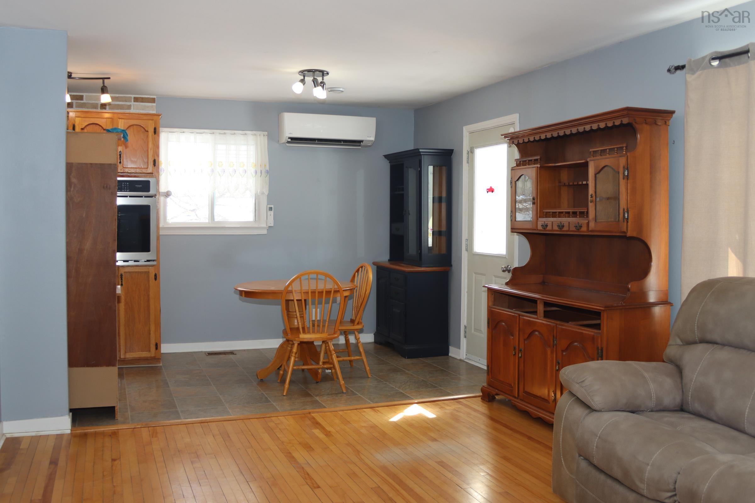 $299,900.00: 1472 Elizabeth Avenue, Kingston
