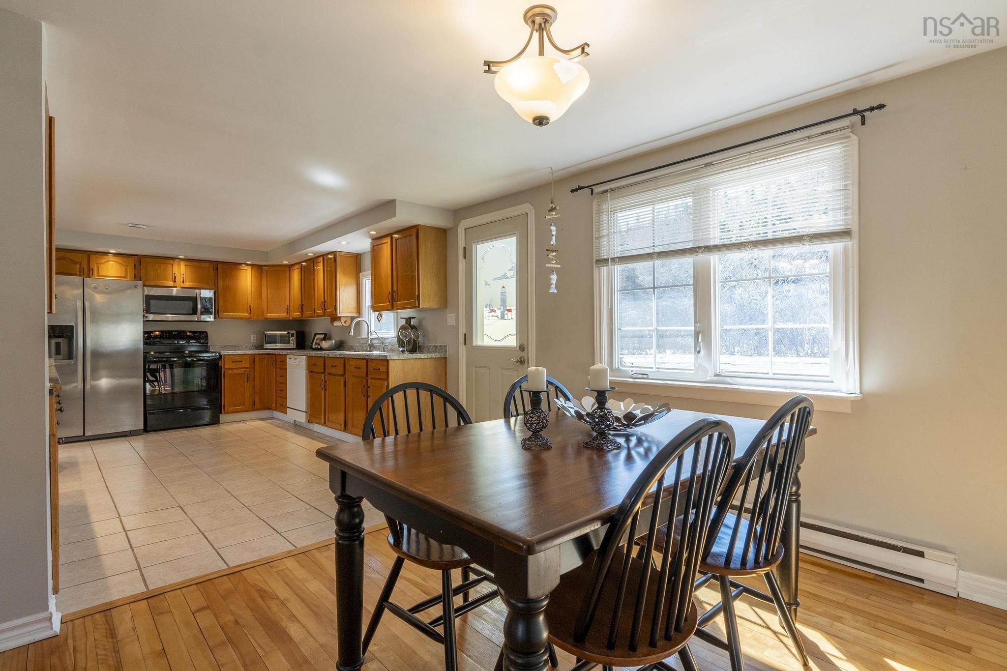 $399,900.00: 158 Middle Village Road, West Dover