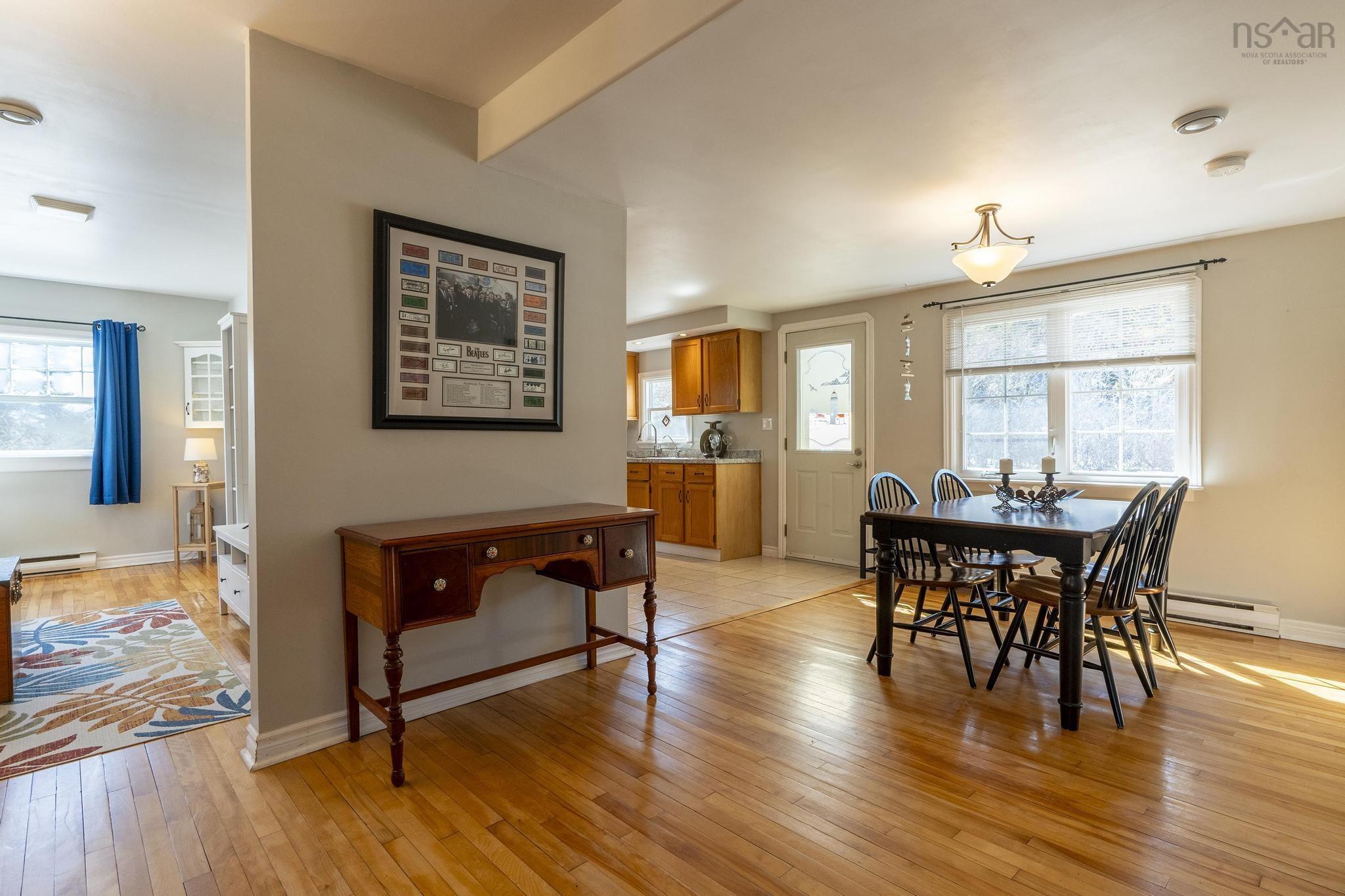 $399,900.00: 158 Middle Village Road, West Dover