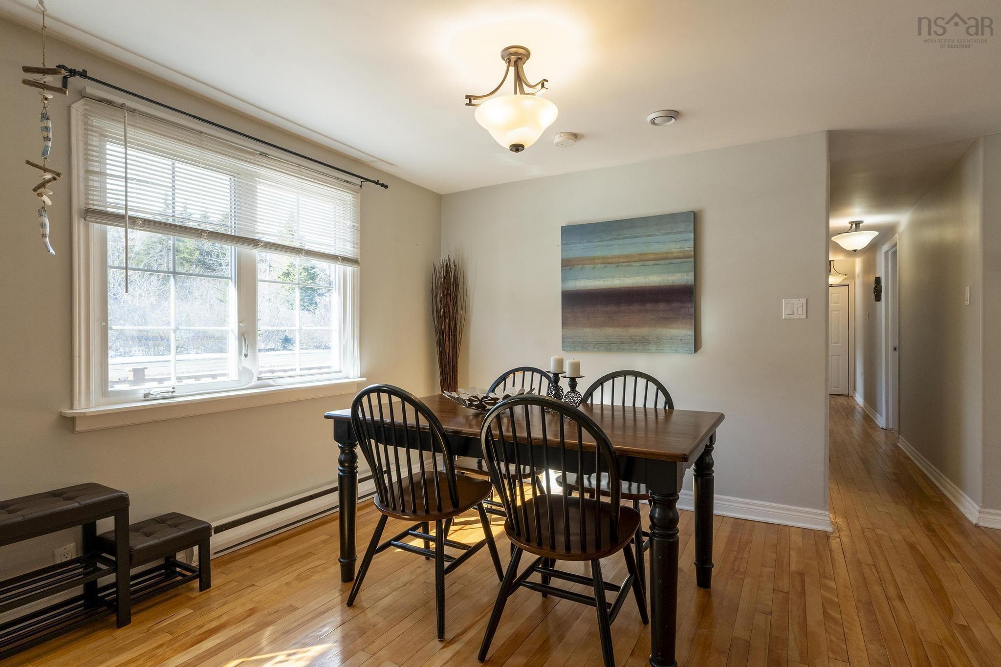 $399,900.00: 158 Middle Village Road, West Dover