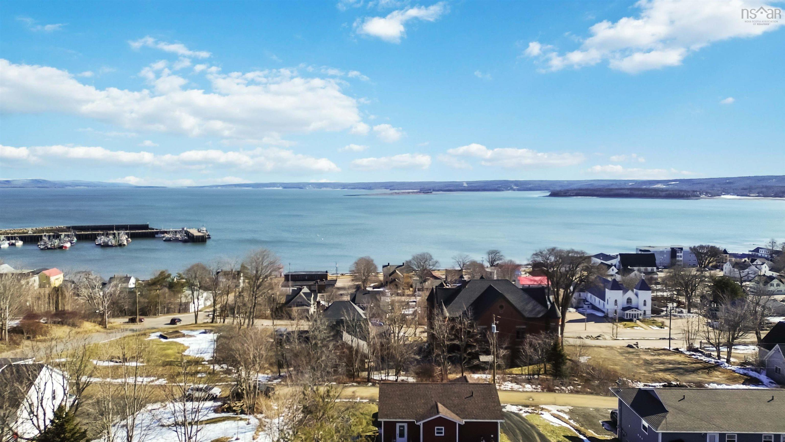 $389,900.00: 109 Second Avenue, Digby