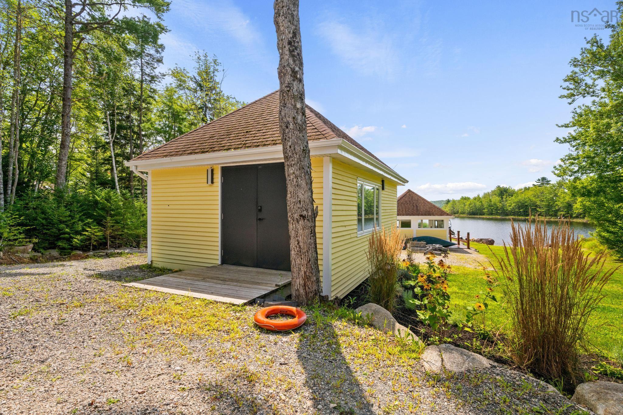 $997,000.00: 121 Oak Drive, Forties