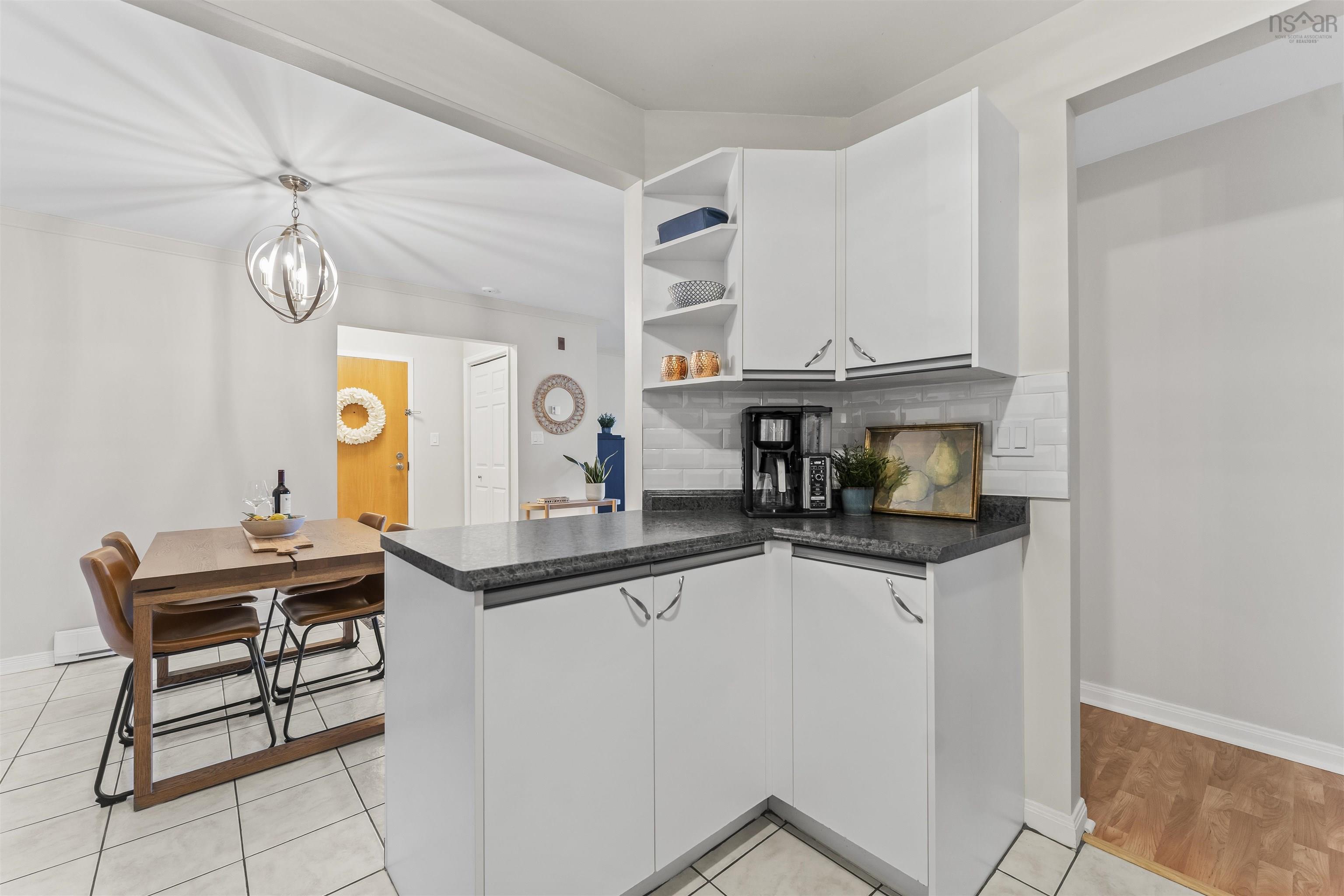 $379,900.00: 223 86 Moirs Mill Road, Bedford