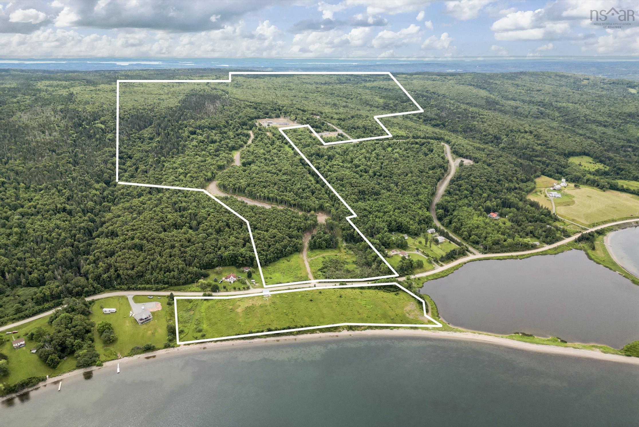 $2,700,000.00: 11 and 23 Golden View Drive, St George