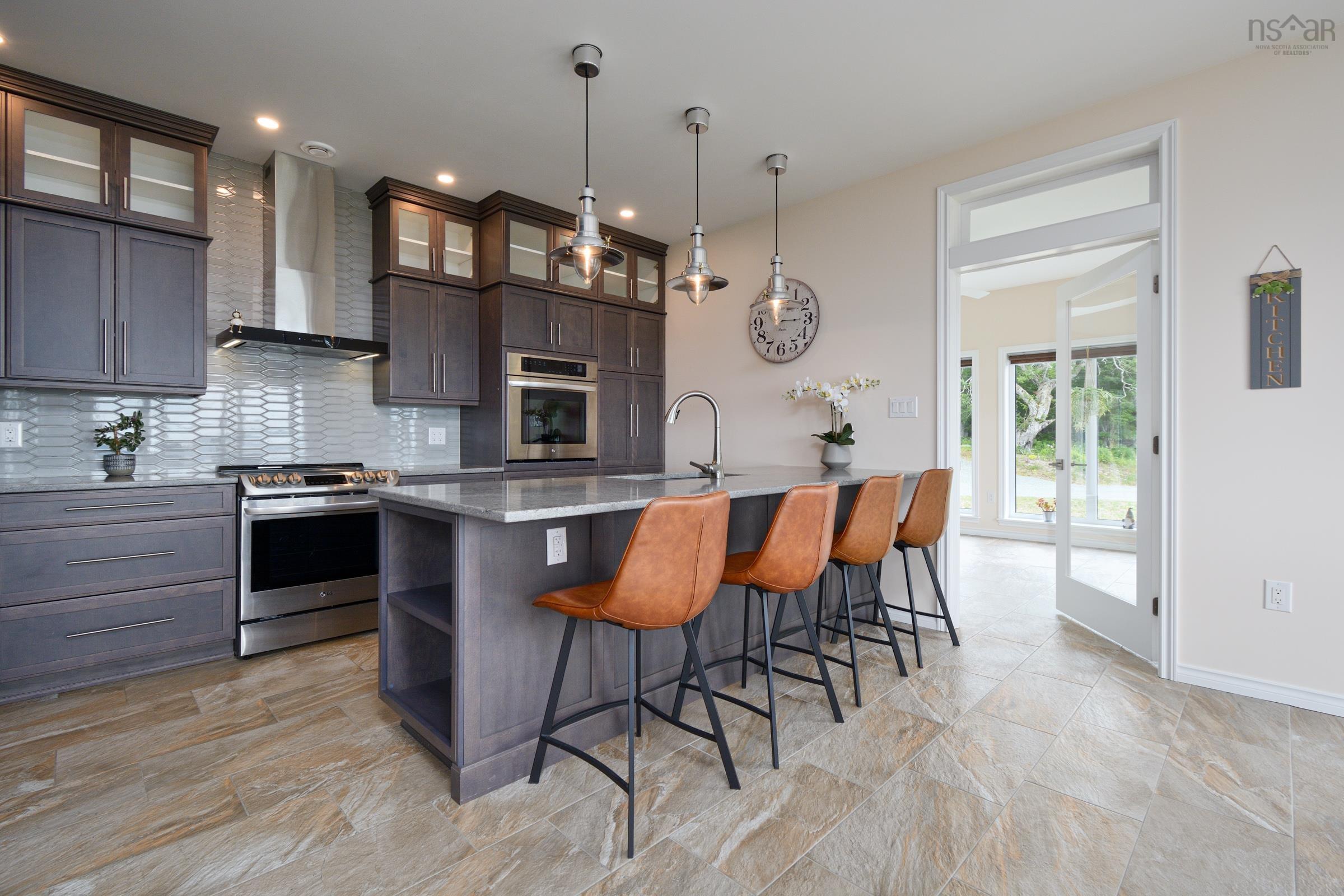 $2,700,000.00: 11 and 23 Golden View Drive, St George
