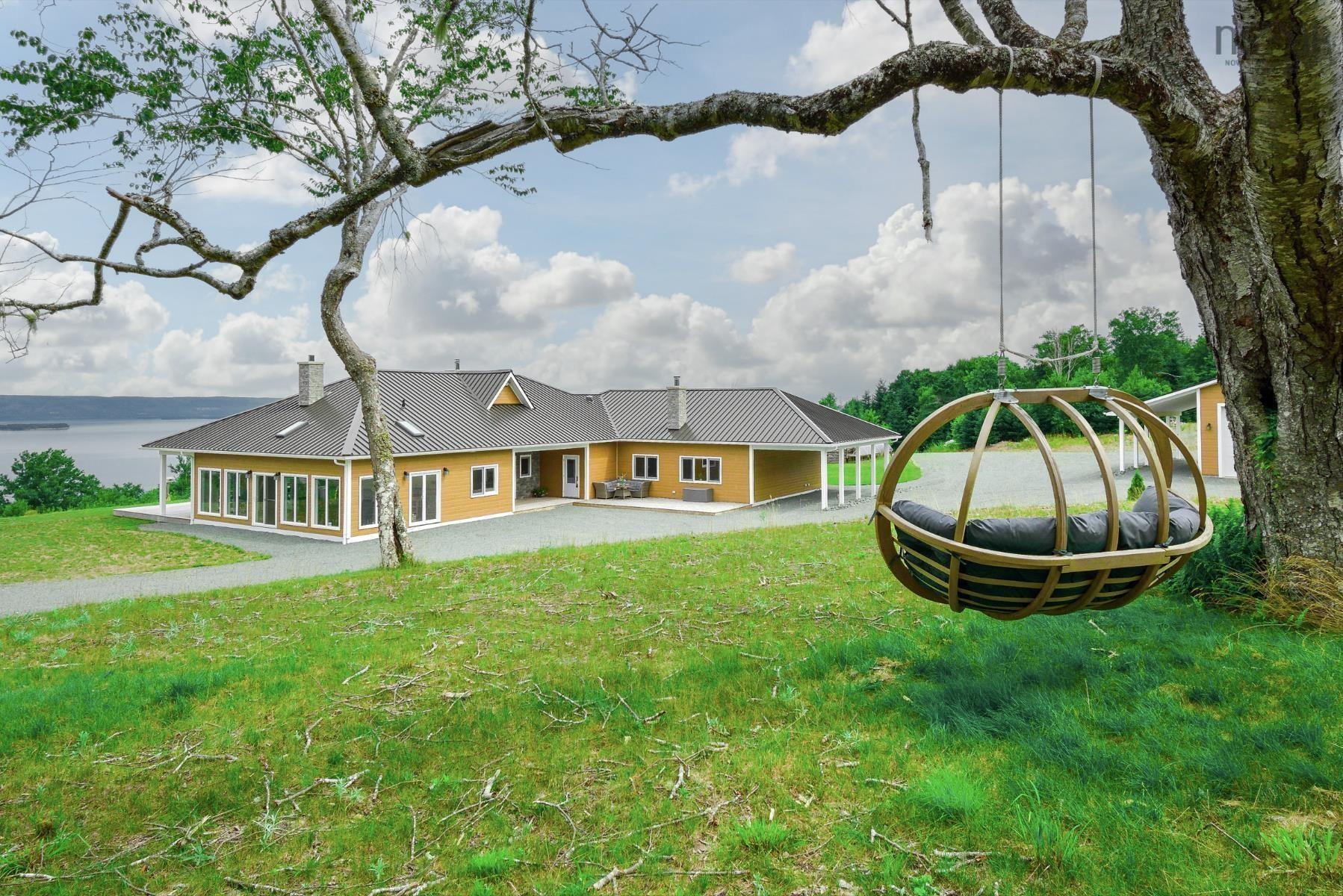 $2,700,000.00: 11 and 23 Golden View Drive, St George