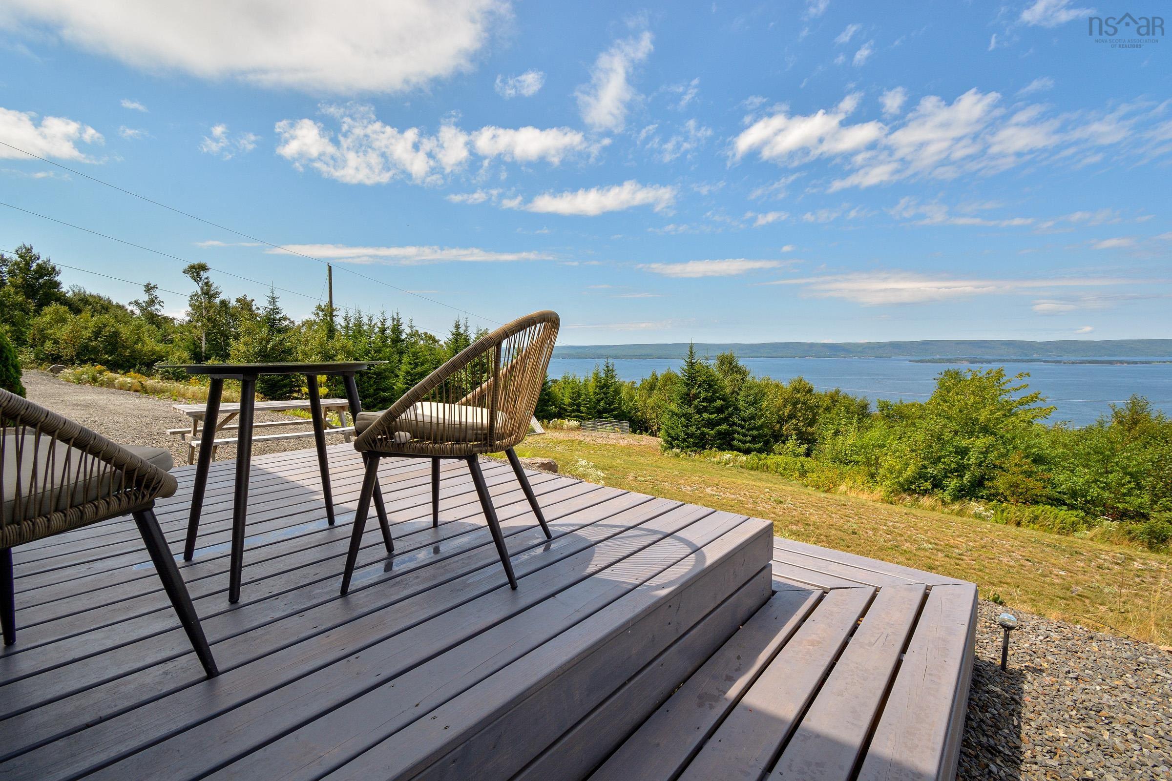 $2,700,000.00: 11 and 23 Golden View Drive, St George