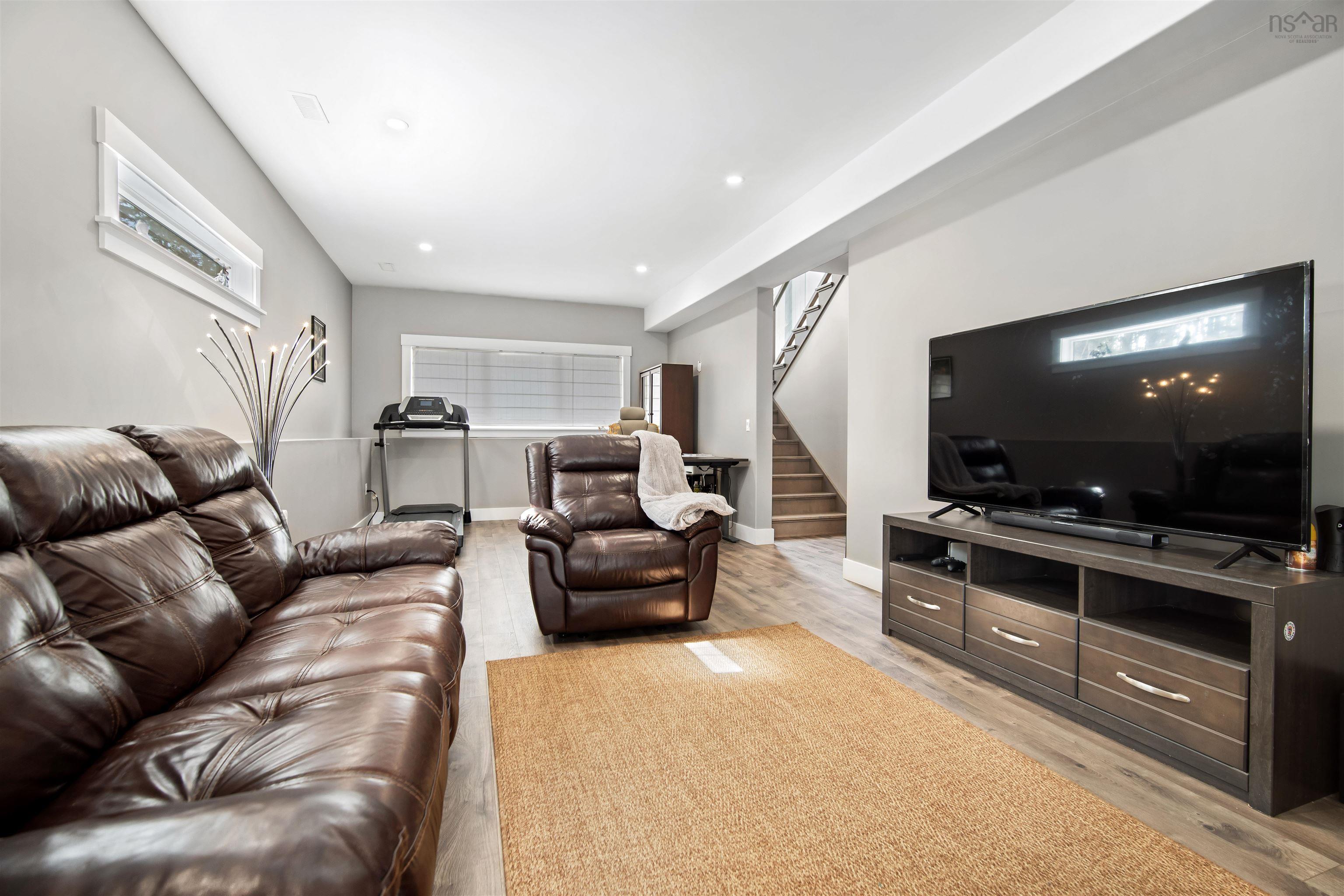 $949,900.00: 116 Azure Court, Middle Sackville