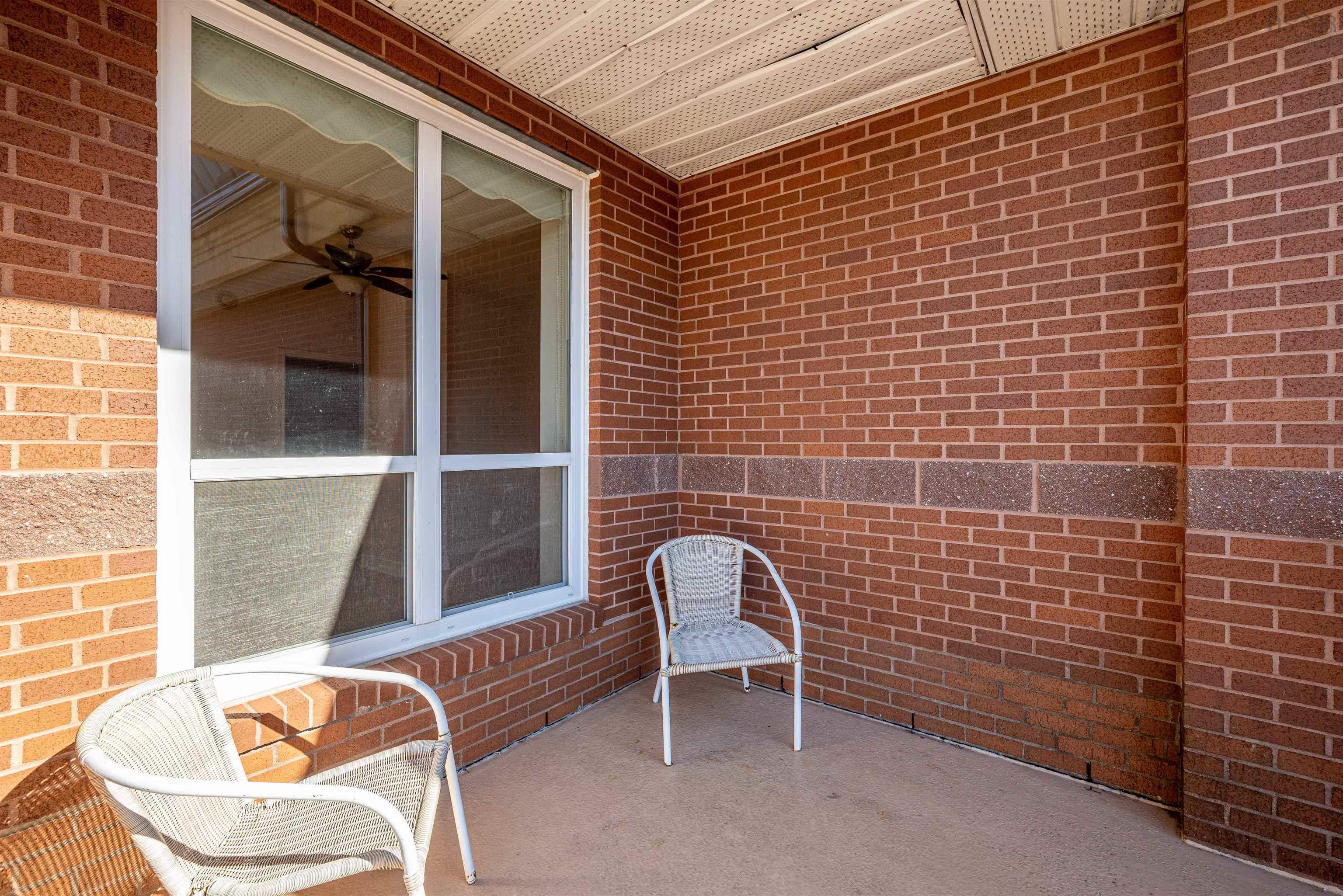 $390,000.00: 500 50 Nelsons Landing Boulevard, Bedford