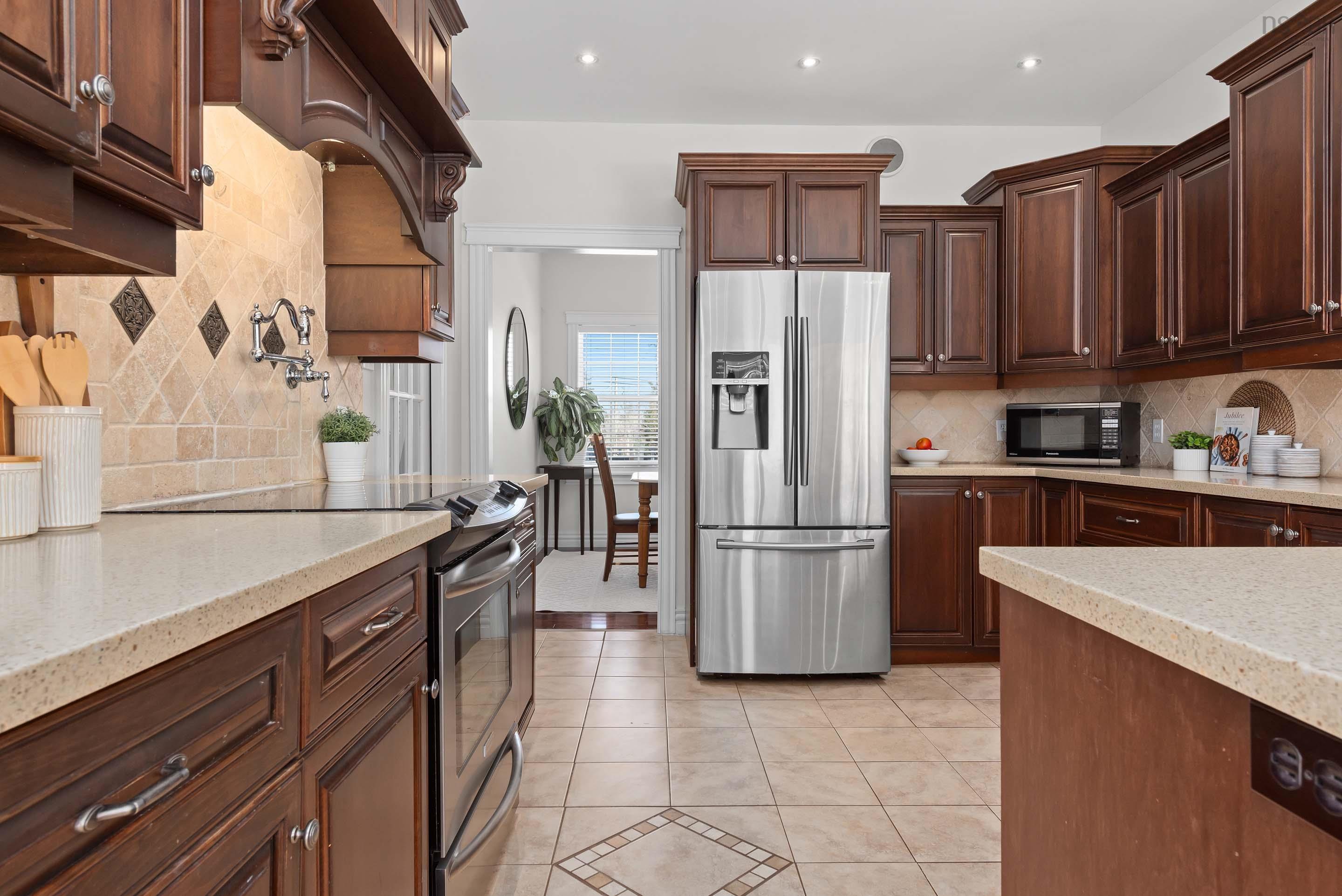 $1,199,000.00: 144 Aberdeen Drive, Fall River