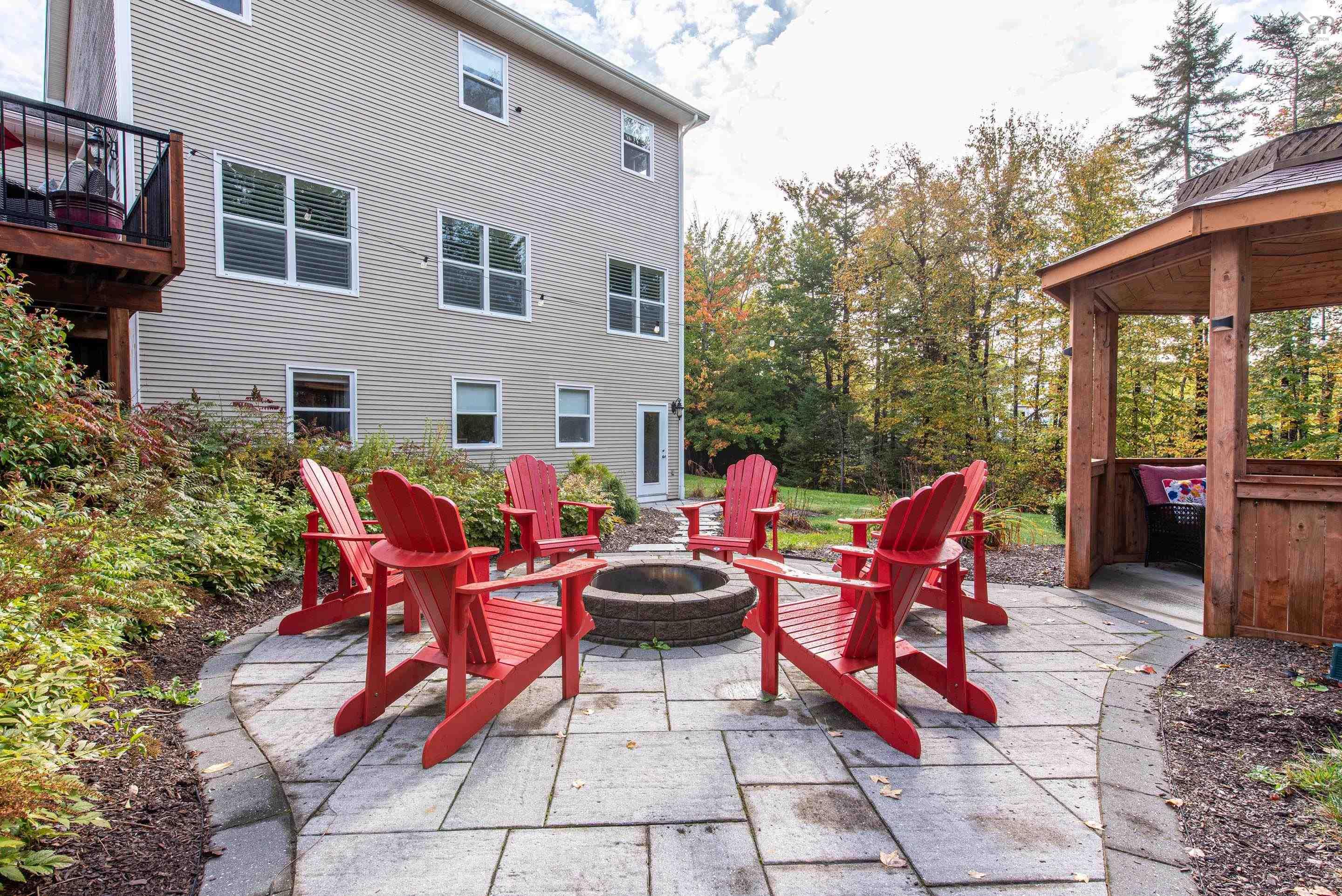 $1,199,000.00: 144 Aberdeen Drive, Fall River