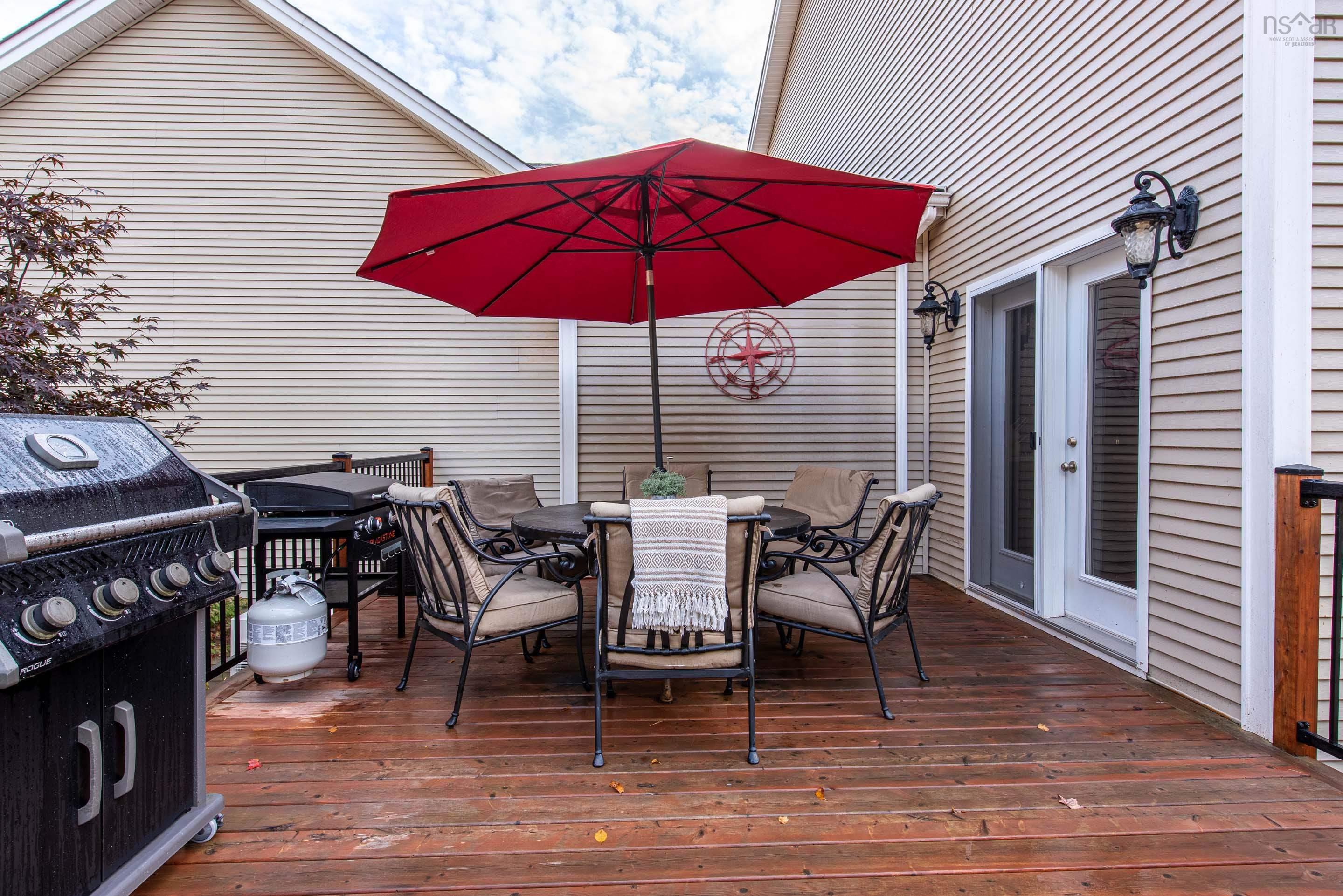 $1,199,000.00: 144 Aberdeen Drive, Fall River