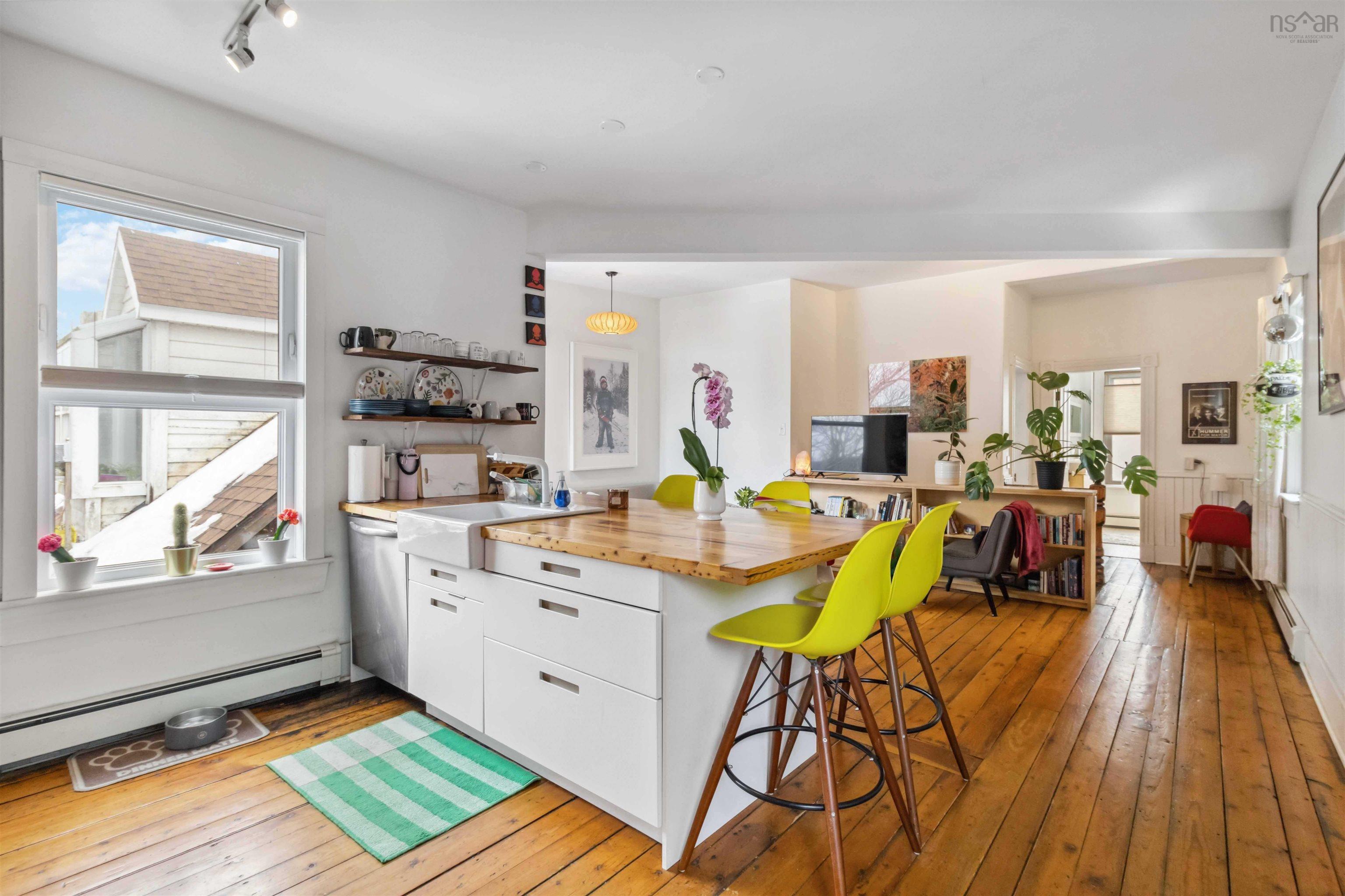 $974,900.00: 2357-2359 Creighton Street, Halifax Peninsula
