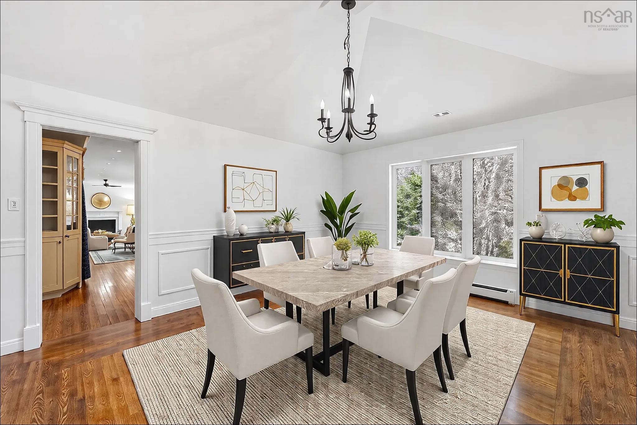 $999,000.00: 54 Ahmadi Crescent, Bedford South
