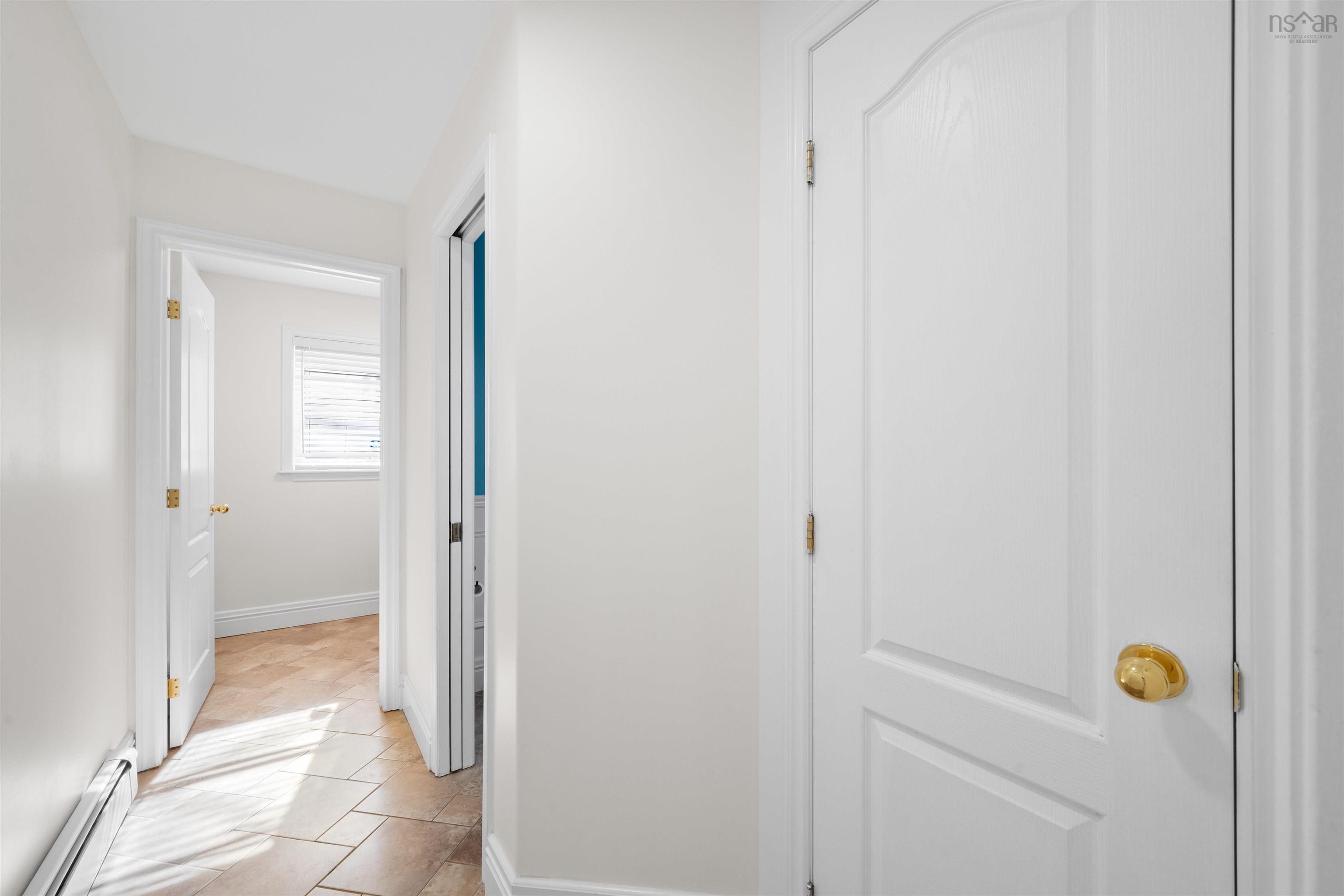 $999,000.00: 54 Ahmadi Crescent, Bedford South