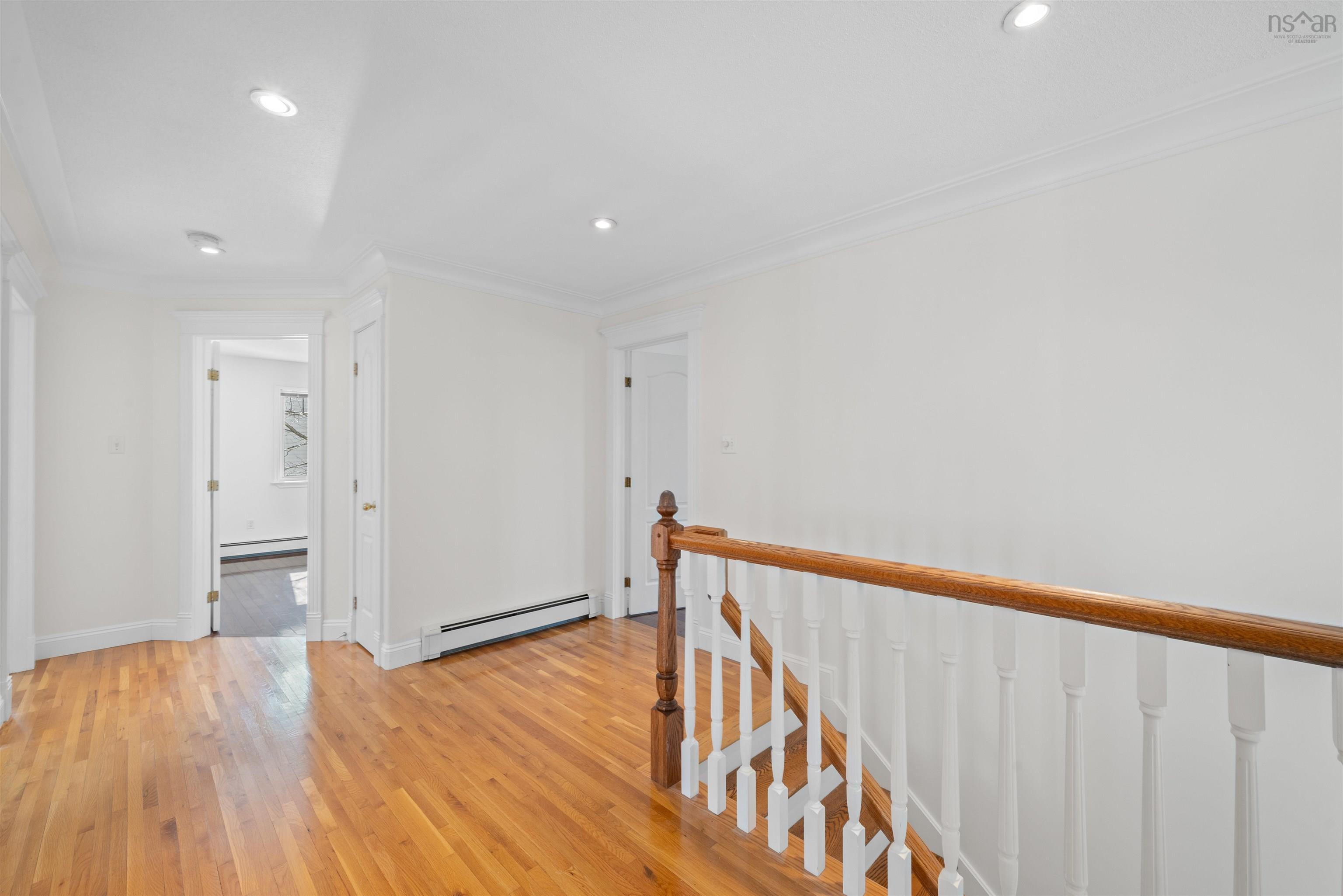 $999,000.00: 54 Ahmadi Crescent, Bedford South