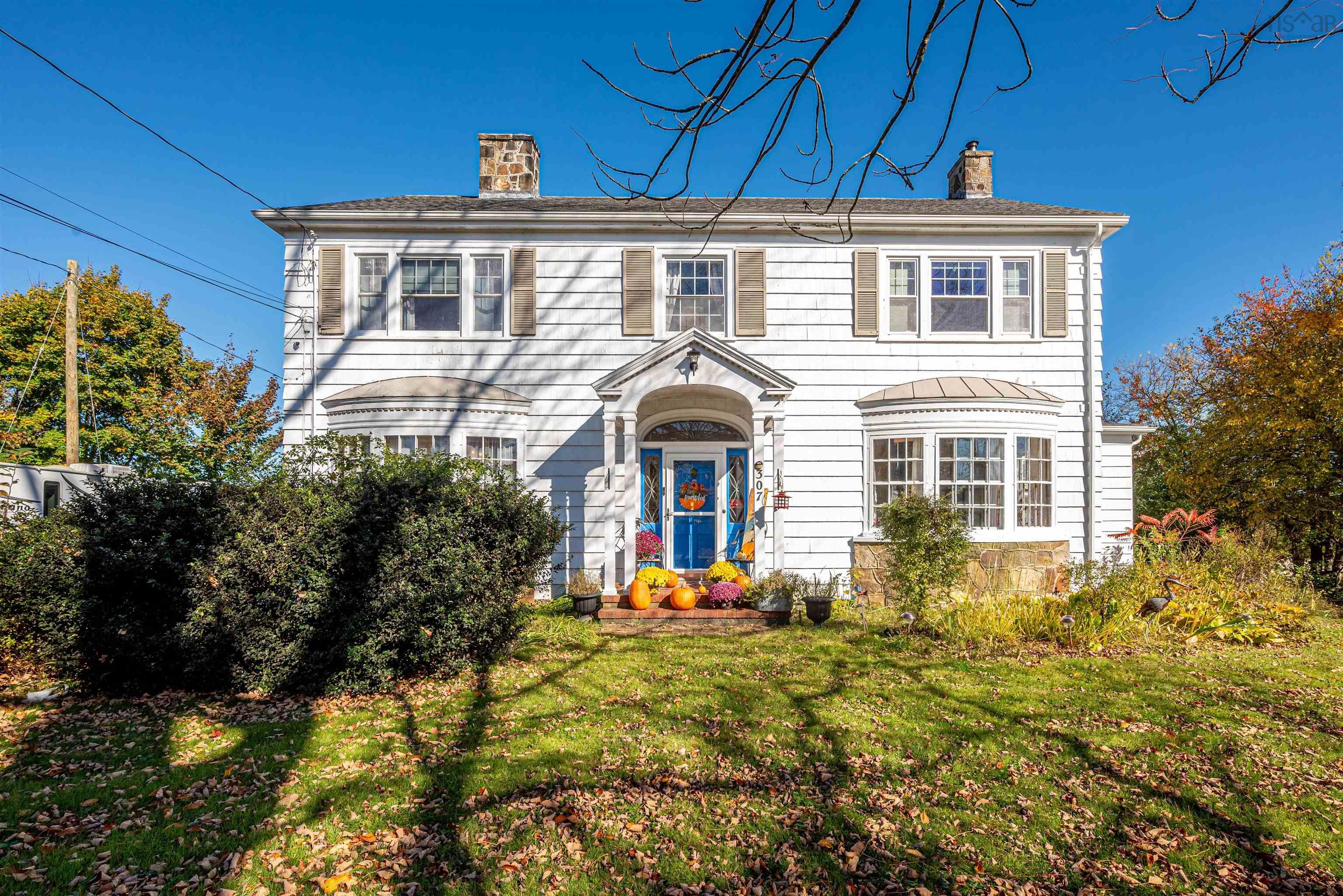 $850,000.00: 307 King Street, Windsor