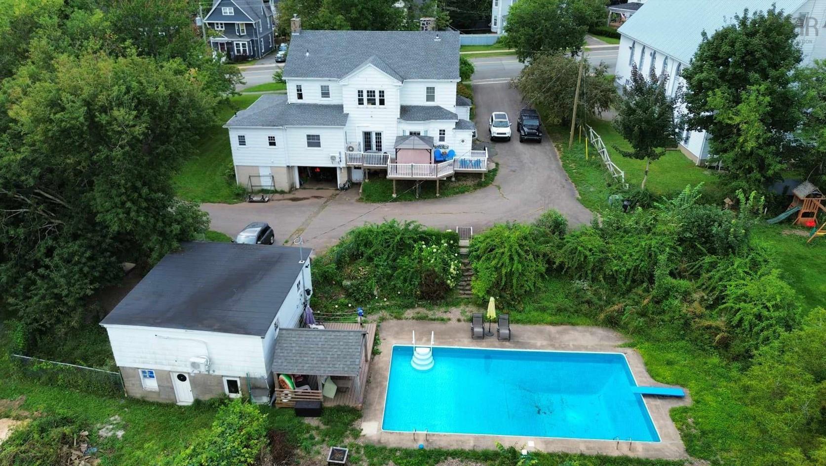 $850,000.00: 307 King Street, Windsor
