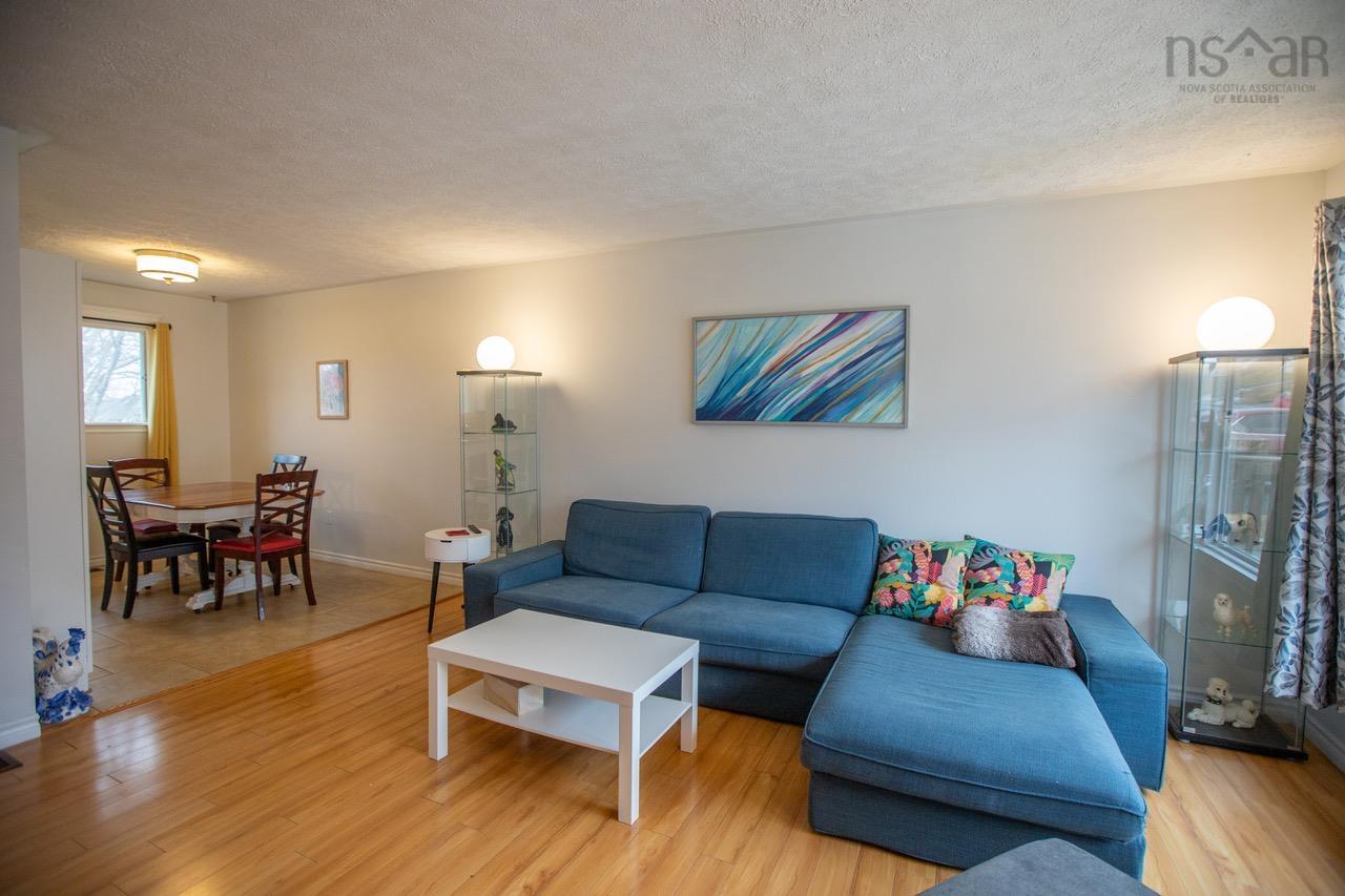 $389,900.00: 93 Nestor Crescent, Cole Harbour