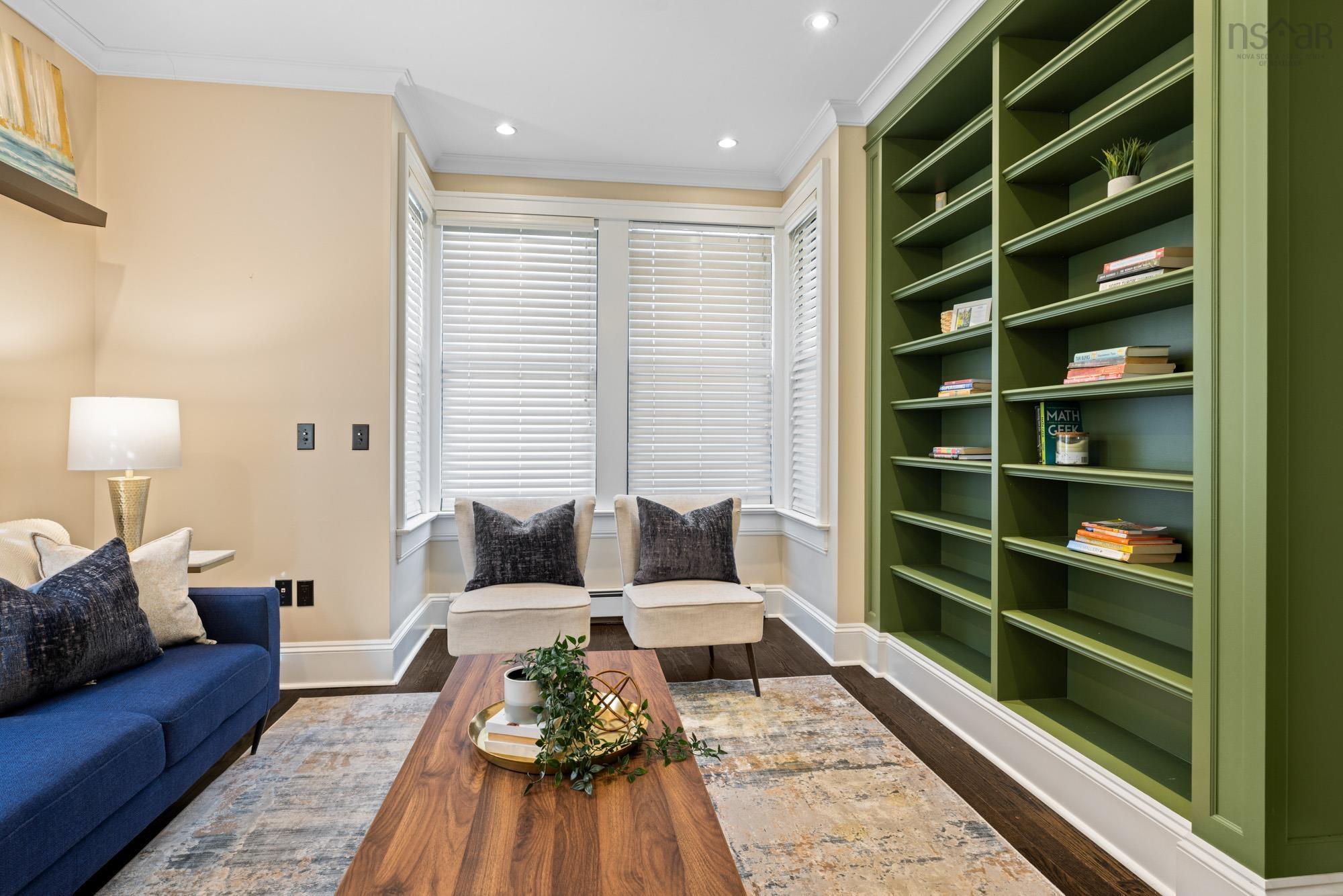 $1,895,000.00: 15 Pinehaven Drive, Halifax