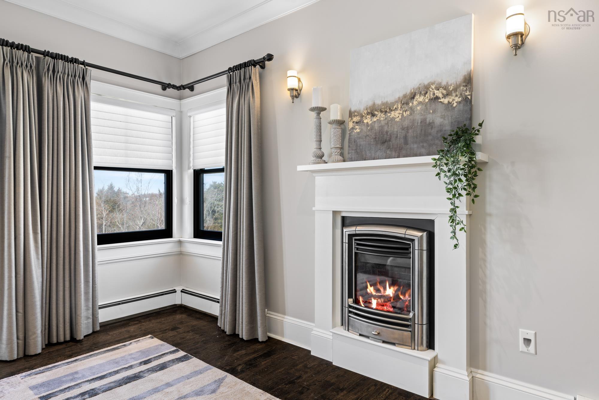 $1,895,000.00: 15 Pinehaven Drive, Halifax