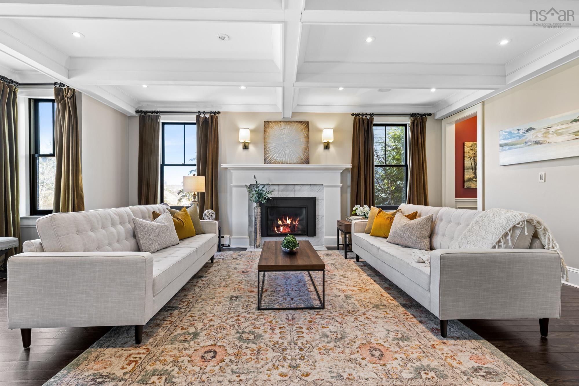 $1,895,000.00: 15 Pinehaven Drive, Halifax