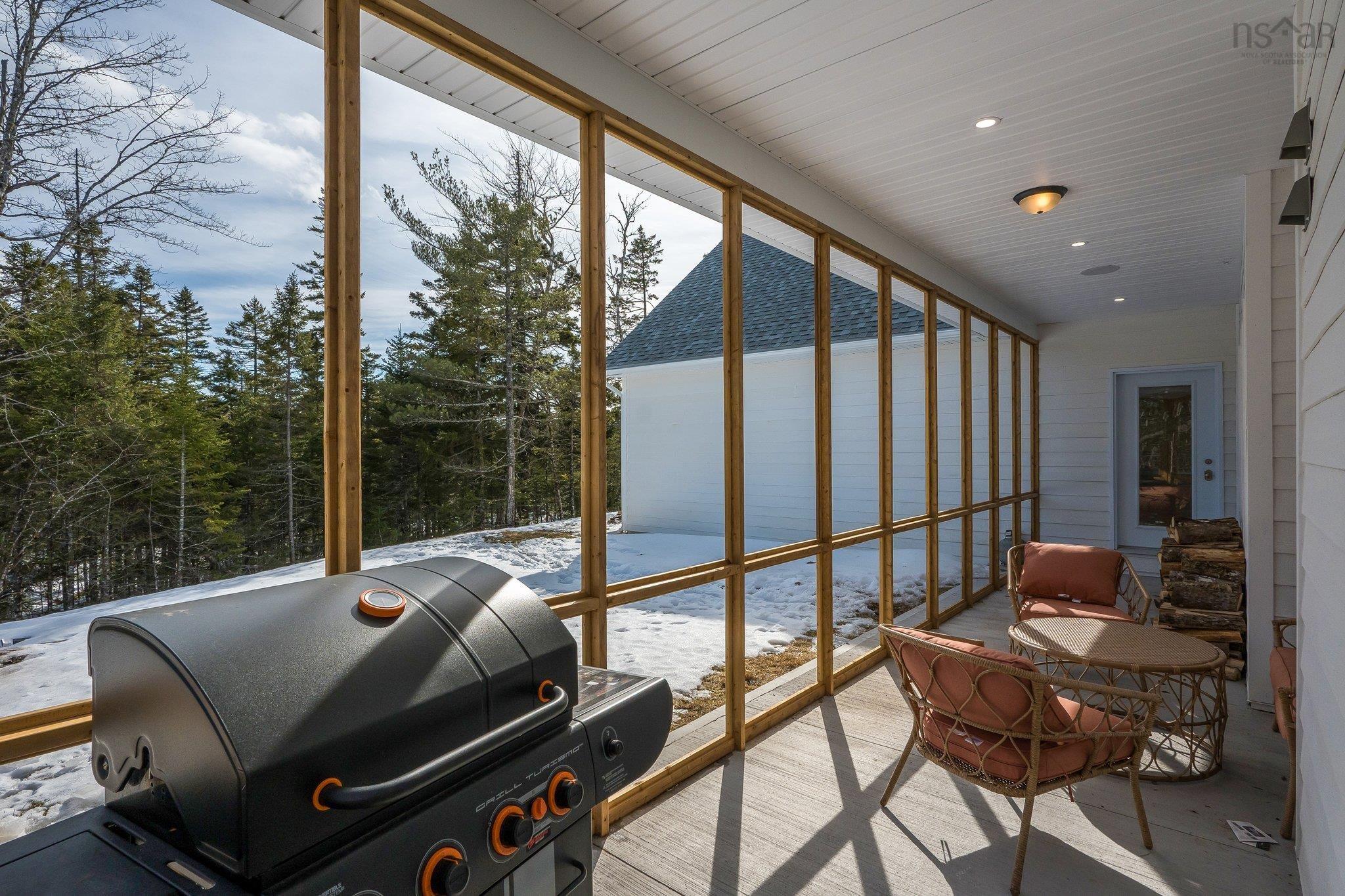 $779,900.00: 103 78 Loon Point Trail, East Uniacke