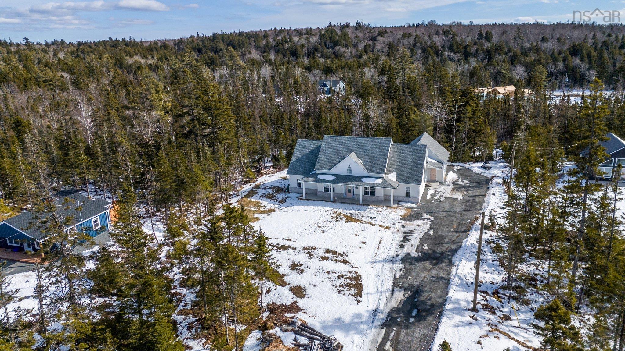 $779,900.00: 103 78 Loon Point Trail, East Uniacke