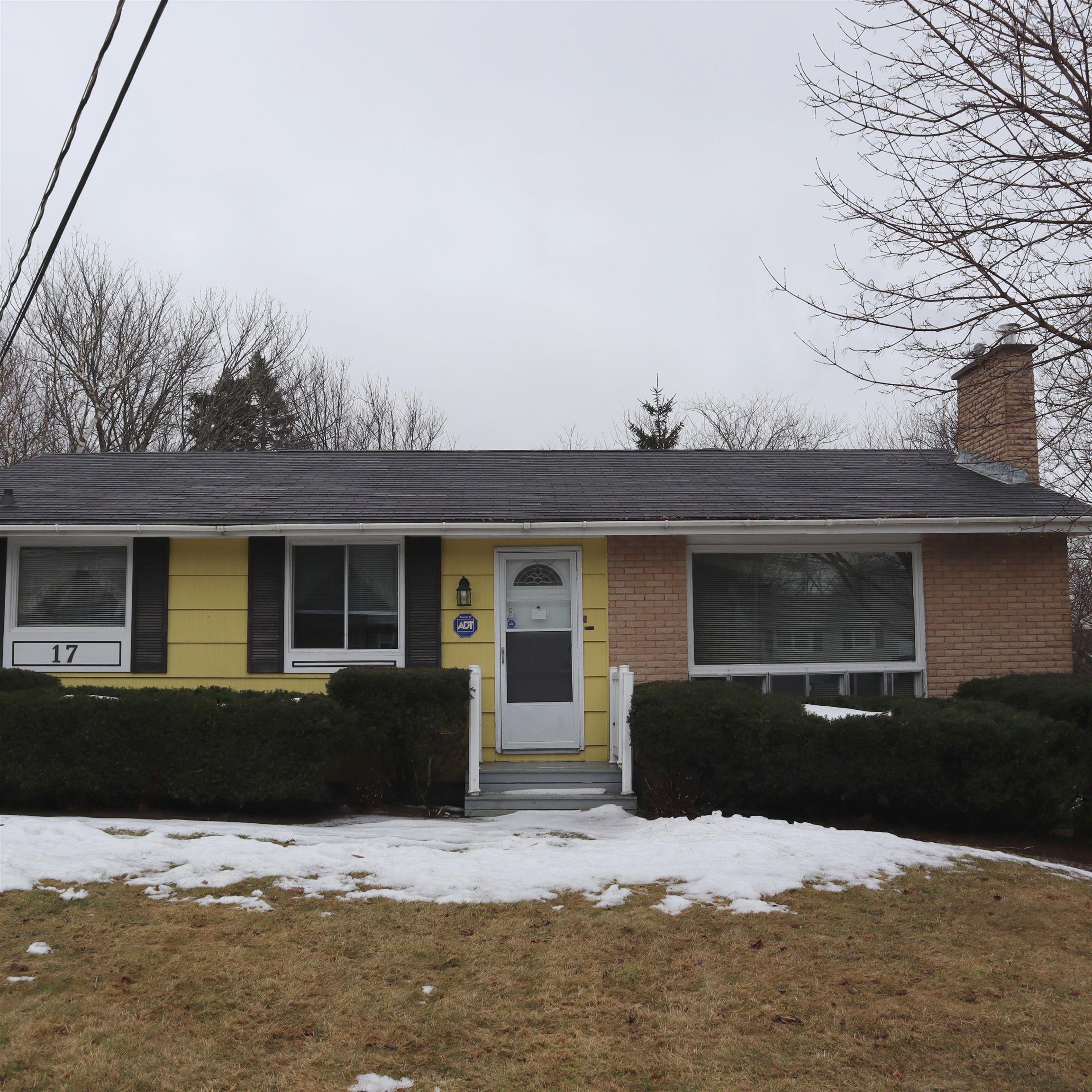 $425,000.00: 17 Gourok Avenue, Dartmouth