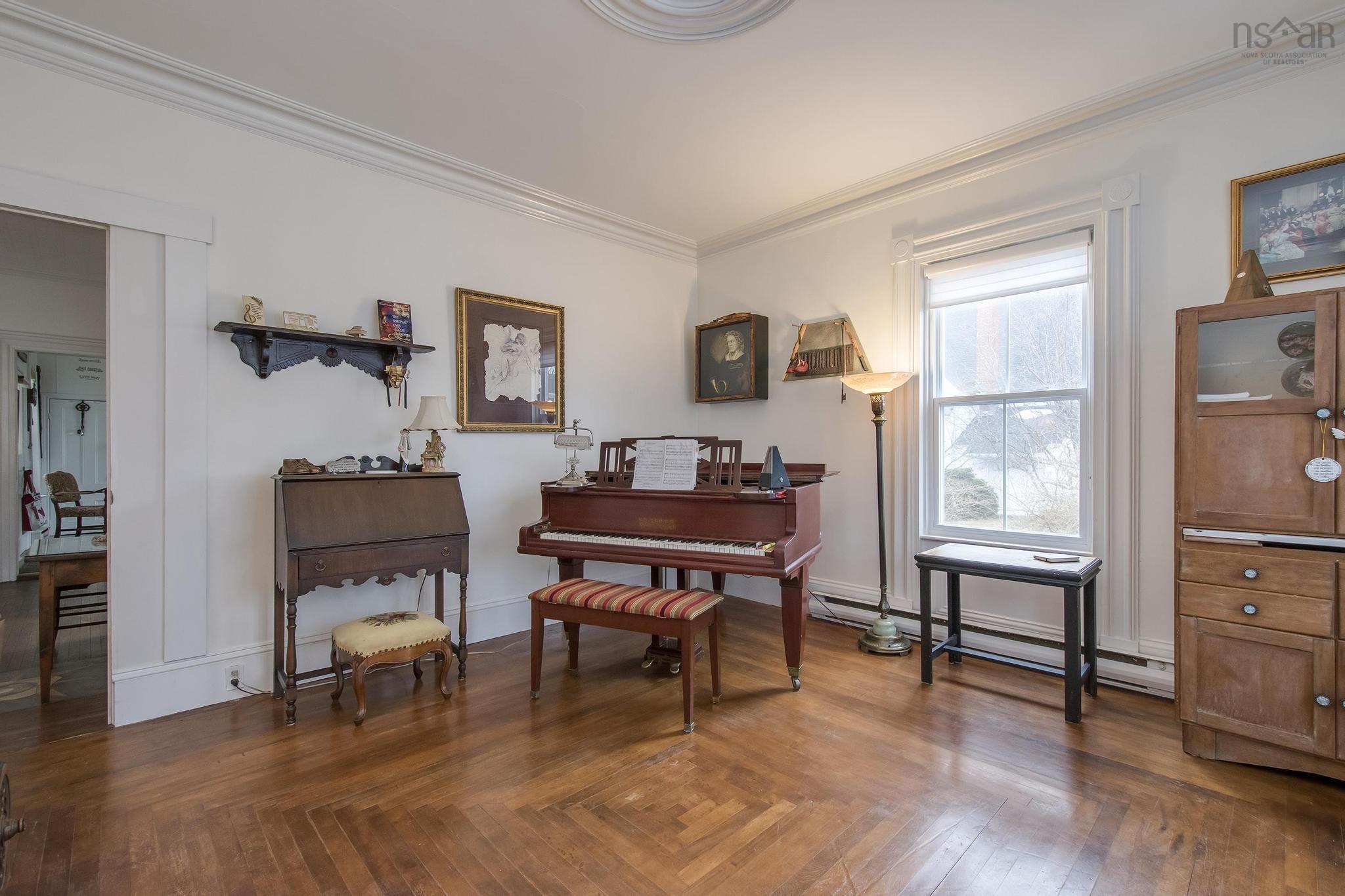 $723,000.00: 51 Fox Street, Lunenburg