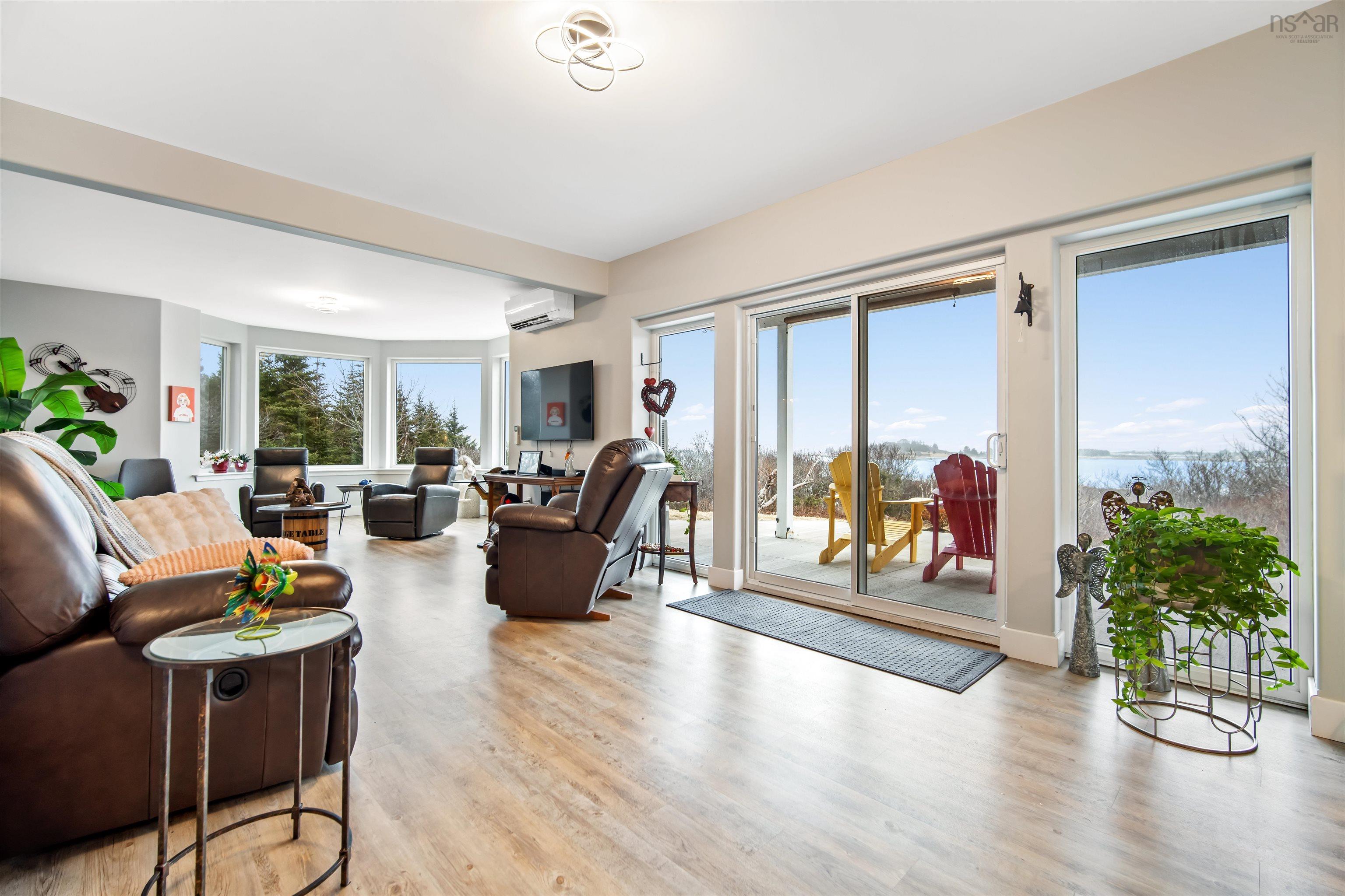 $1,099,000.00: 180 Noonan Drive, Prospect