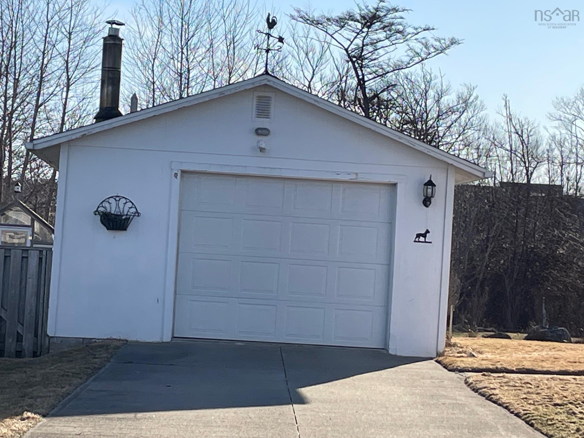 $350,000.00: 35 Clements Avenue, Yarmouth