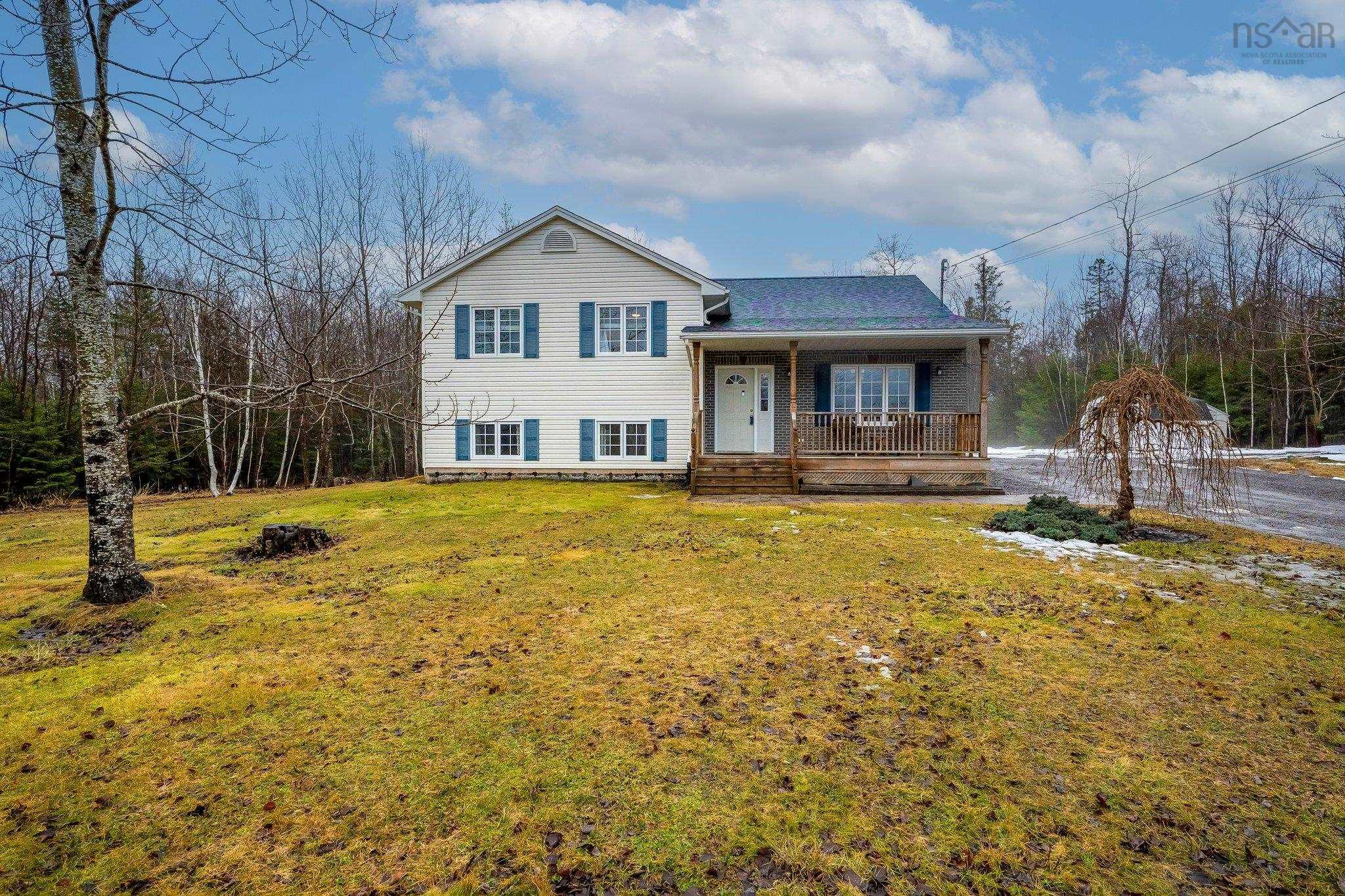 $650,000.00: 98 Whitney Maurice Drive, Enfield