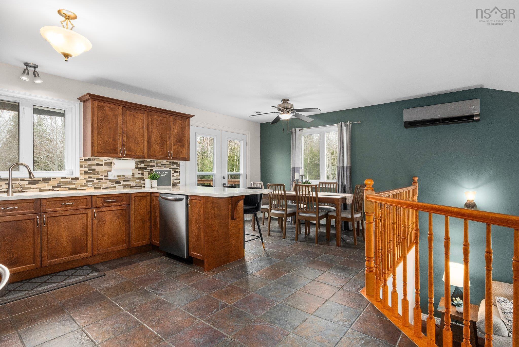 $650,000.00: 98 Whitney Maurice Drive, Enfield