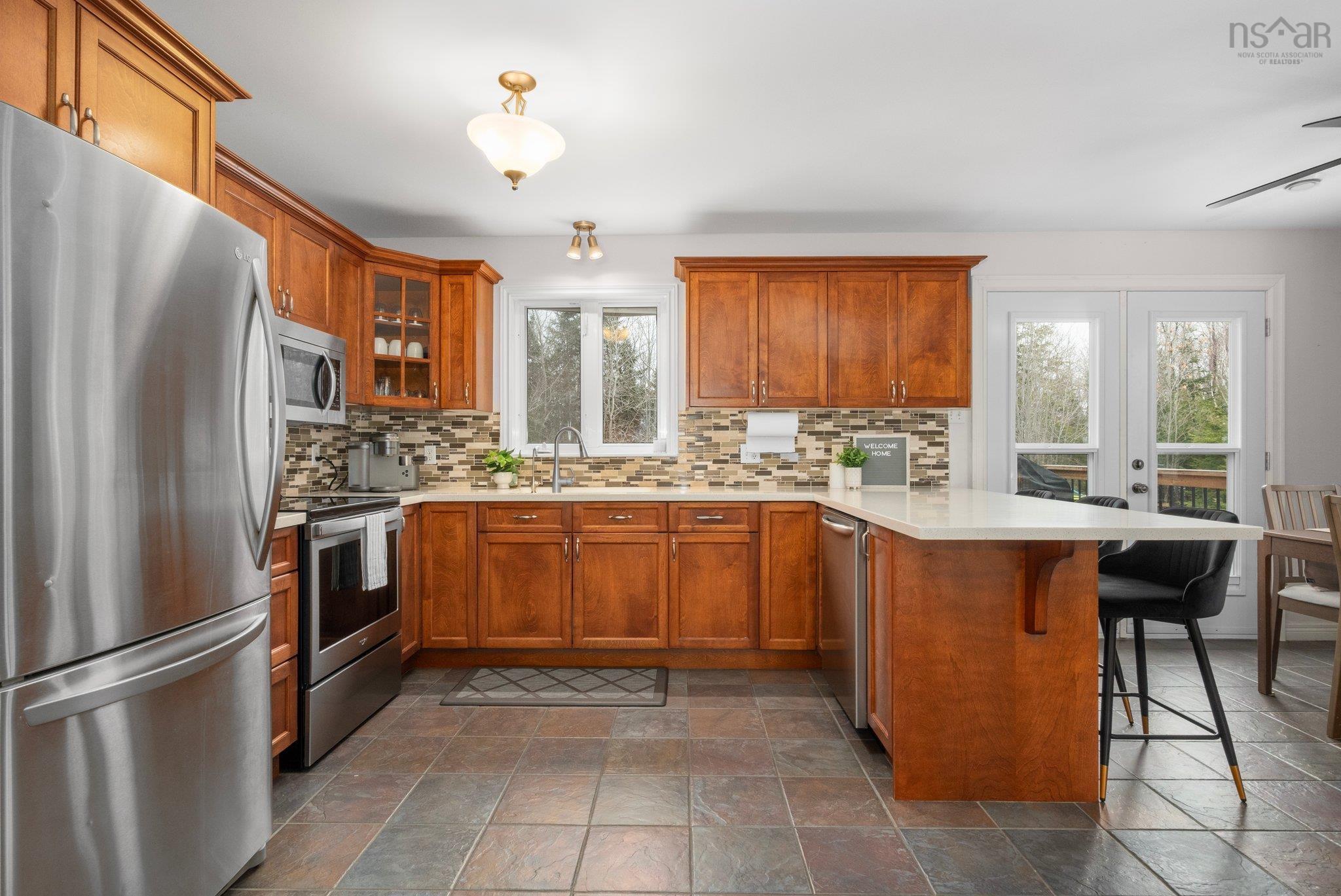 $650,000.00: 98 Whitney Maurice Drive, Enfield