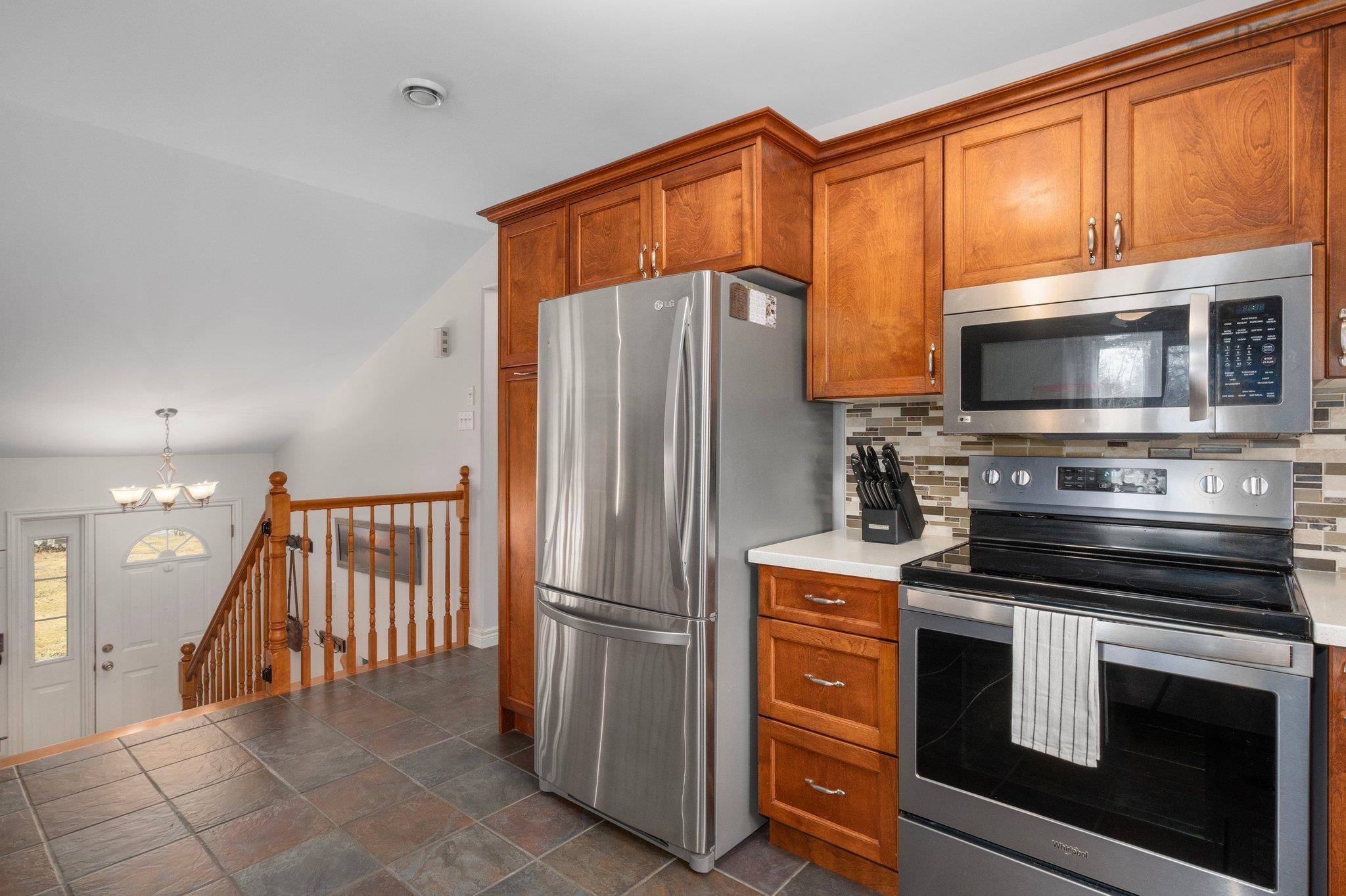 $650,000.00: 98 Whitney Maurice Drive, Enfield