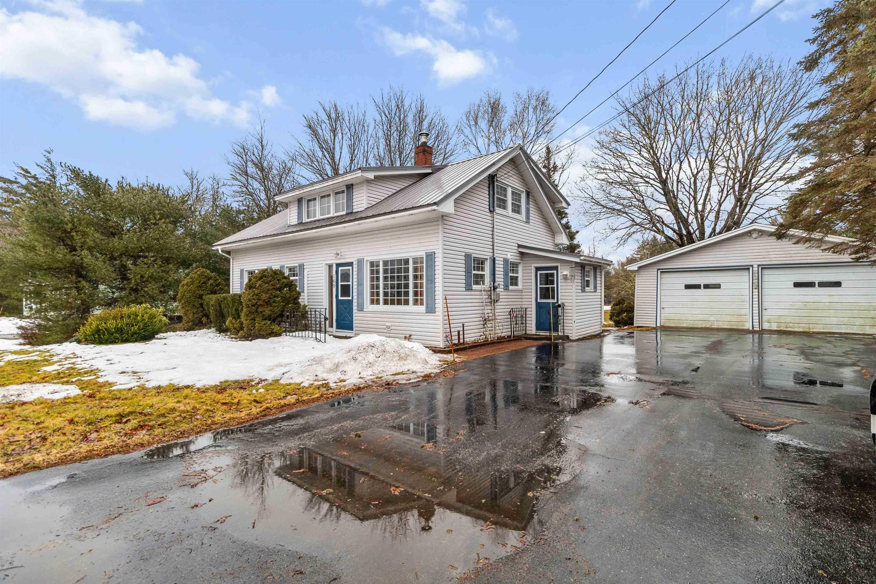 $249,900.00: 169 School Street, New Germany