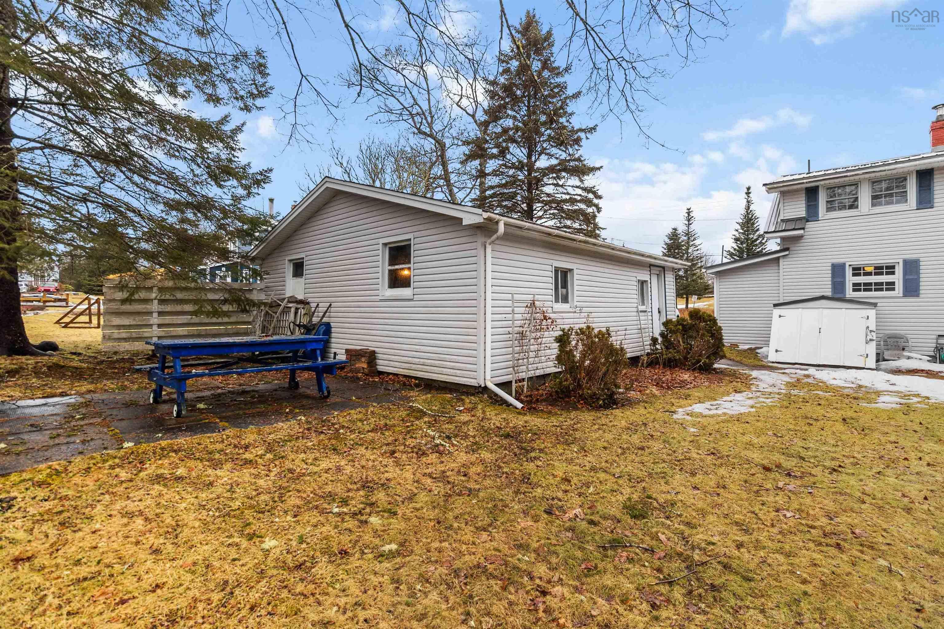 $249,900.00: 169 School Street, New Germany