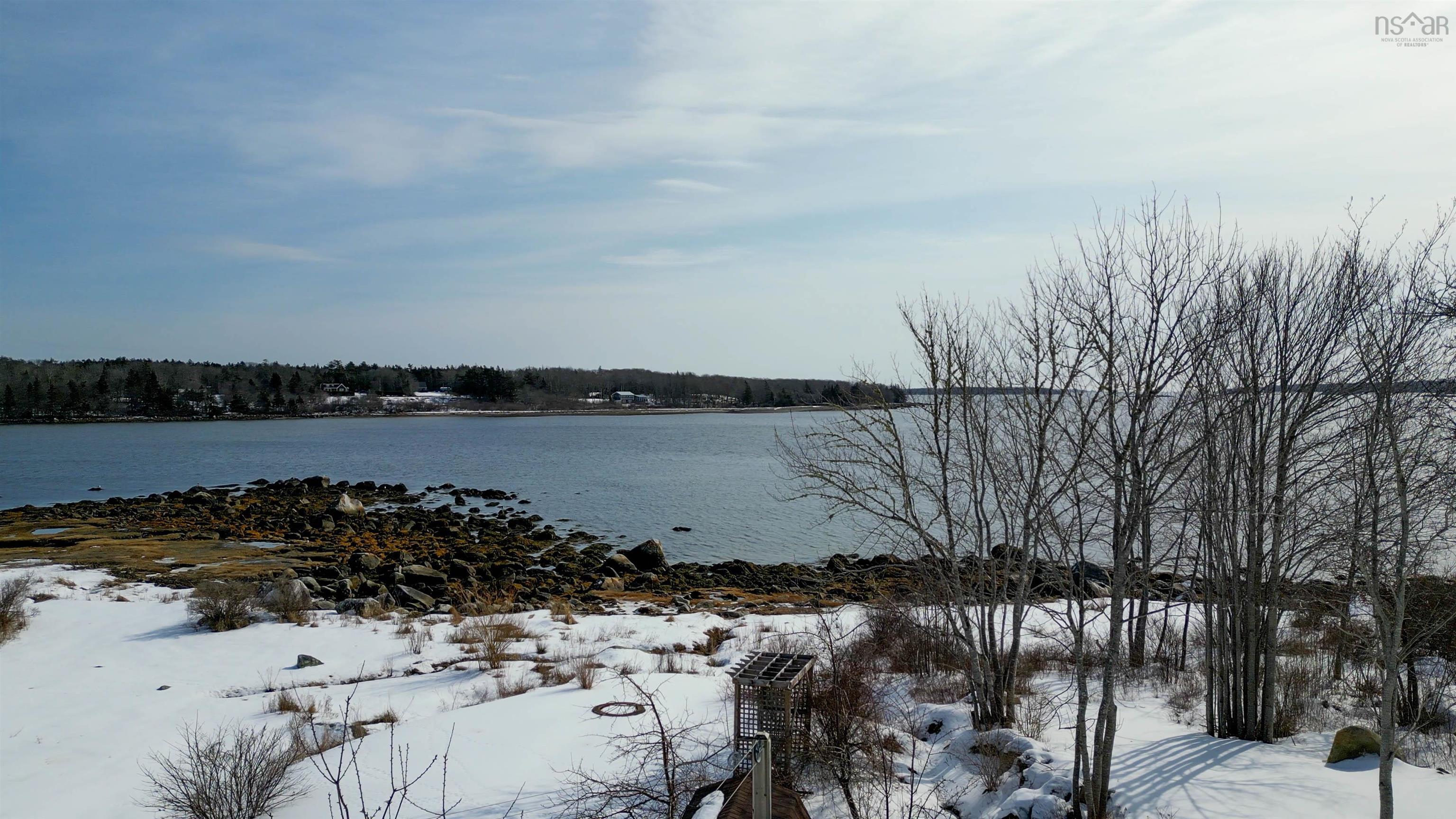 $369,900.00: 8495 Highway 3, Port Mouton
